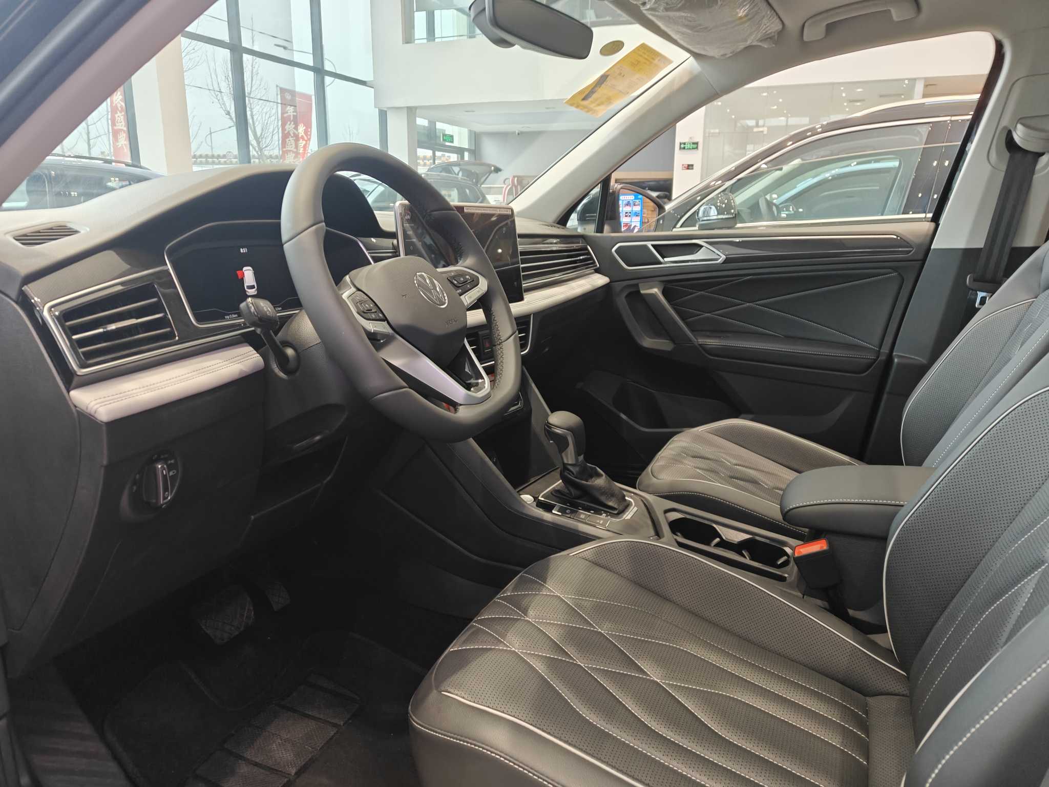 Volkswagen Tiguan L New Energy 2025 изображение автомобиля #4