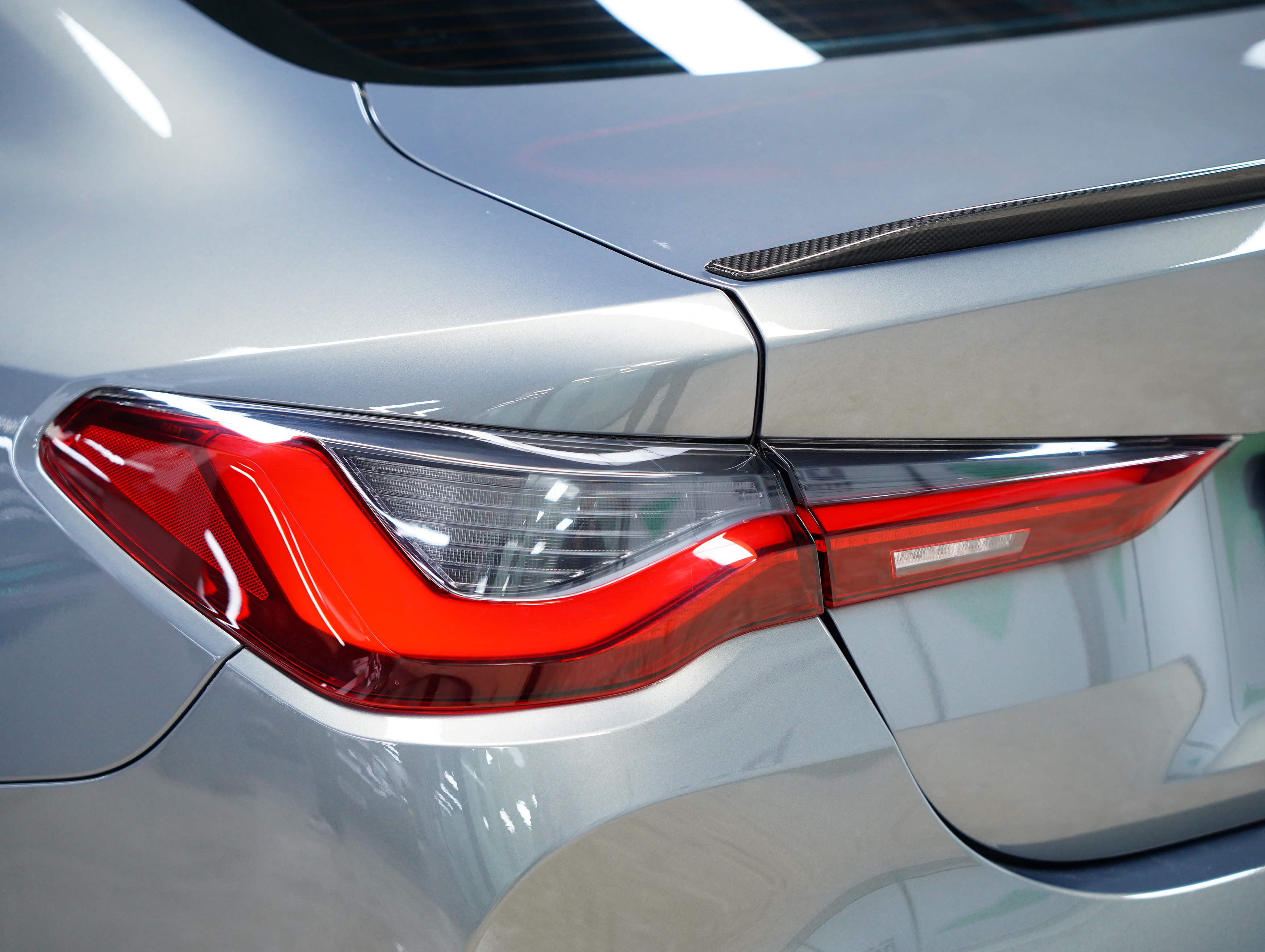 BMW M4 2023 car image #4