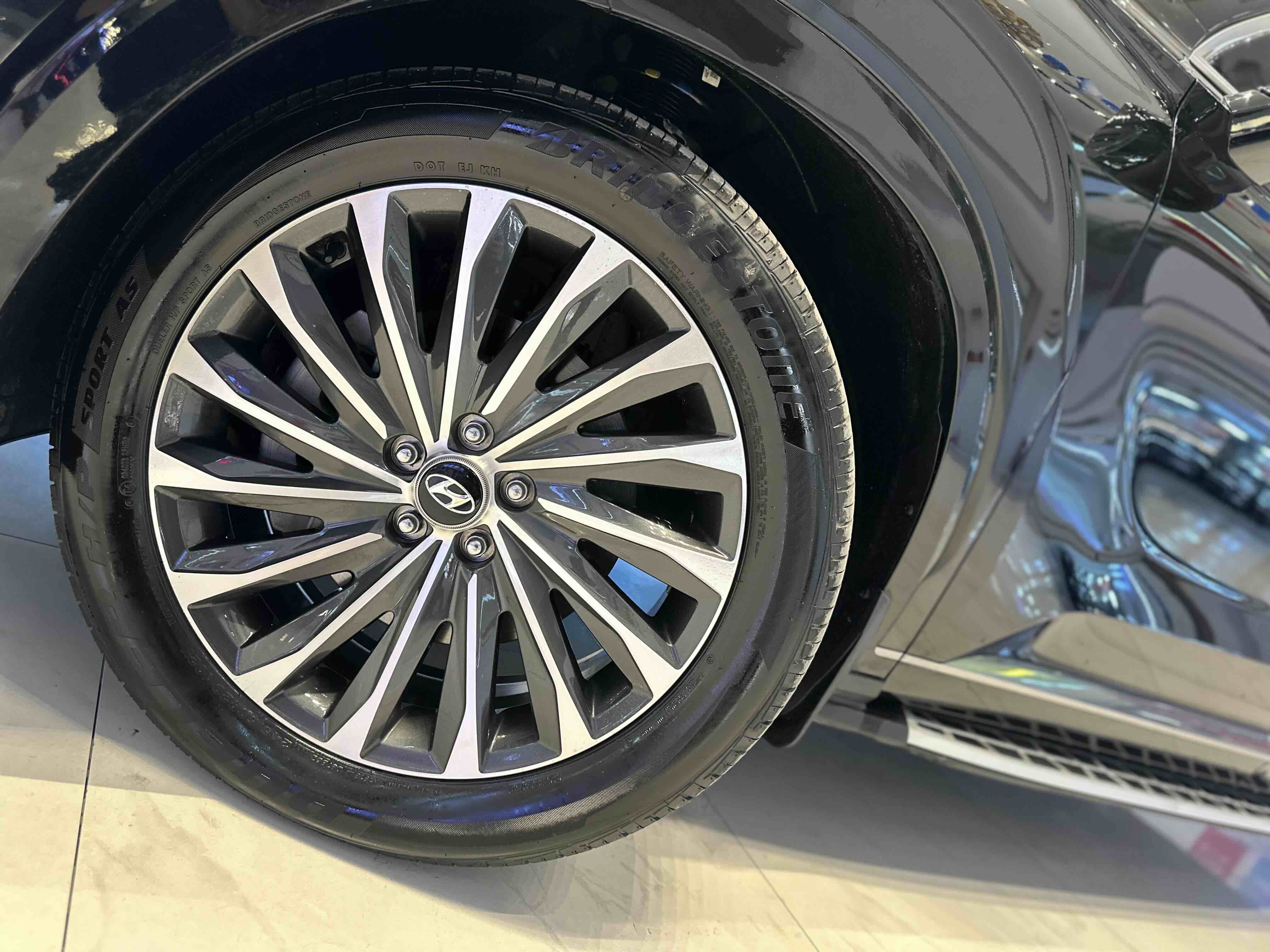 Hyundai Palisade 2024 car image #4