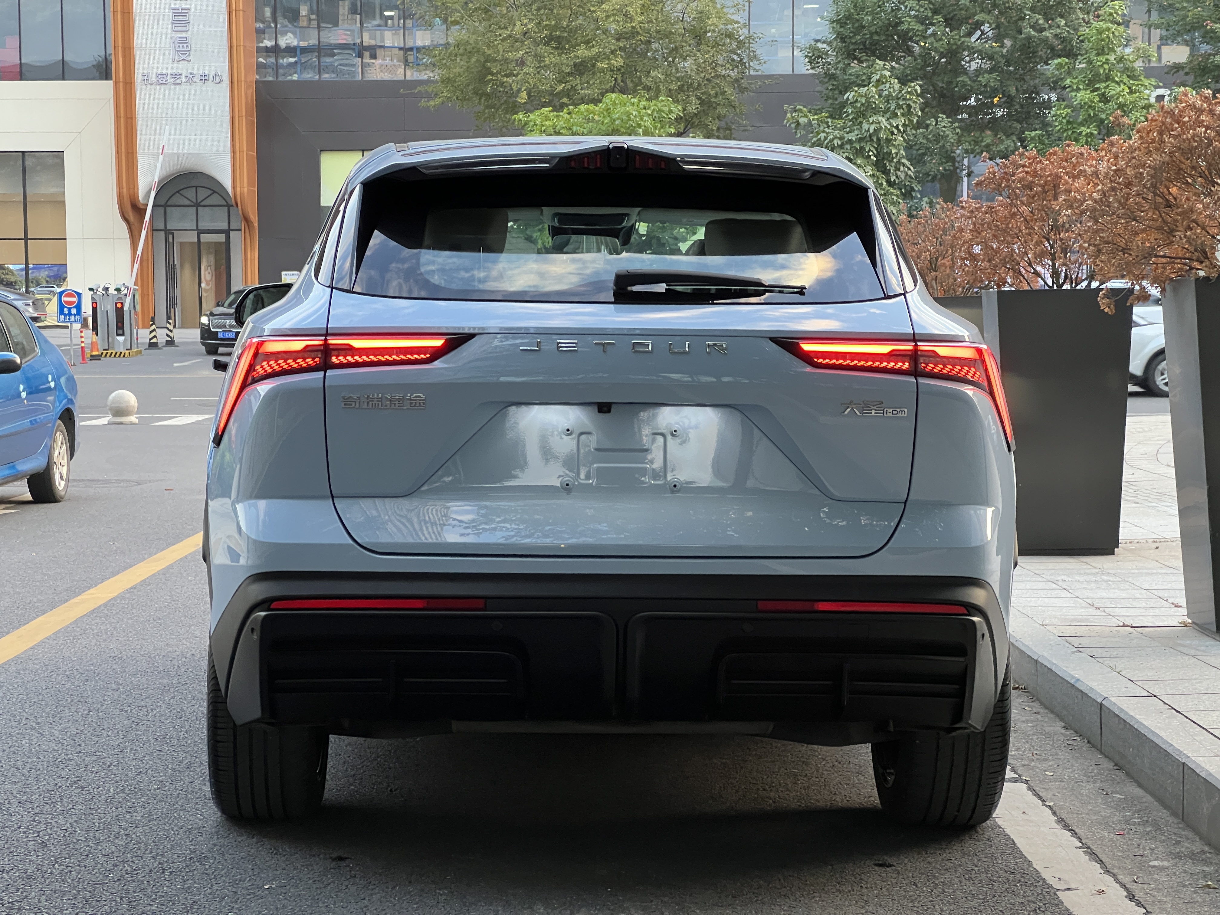 Jetour 2023 car image #4