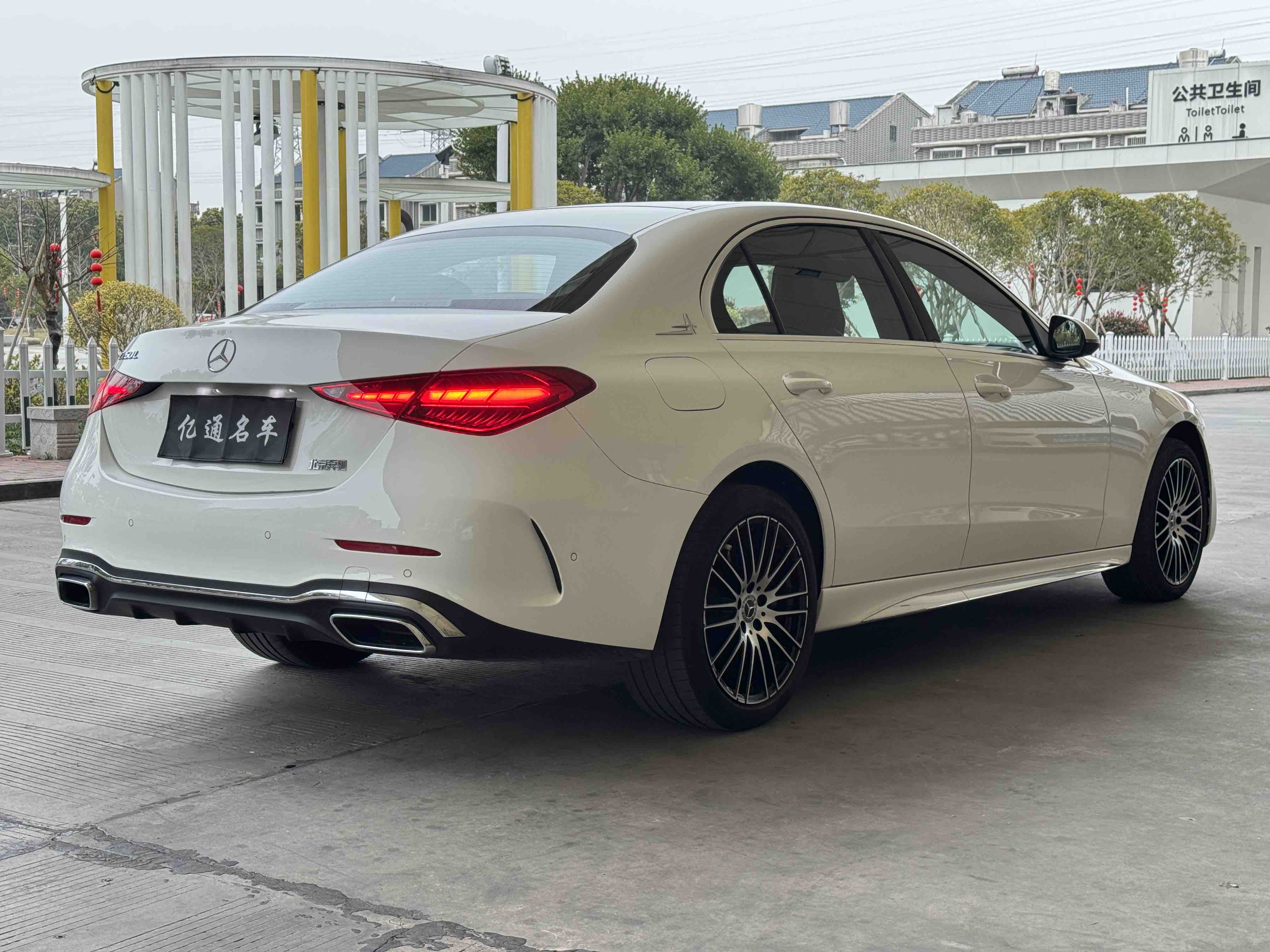 Mercedes-Benz C Class 2023 car image #4