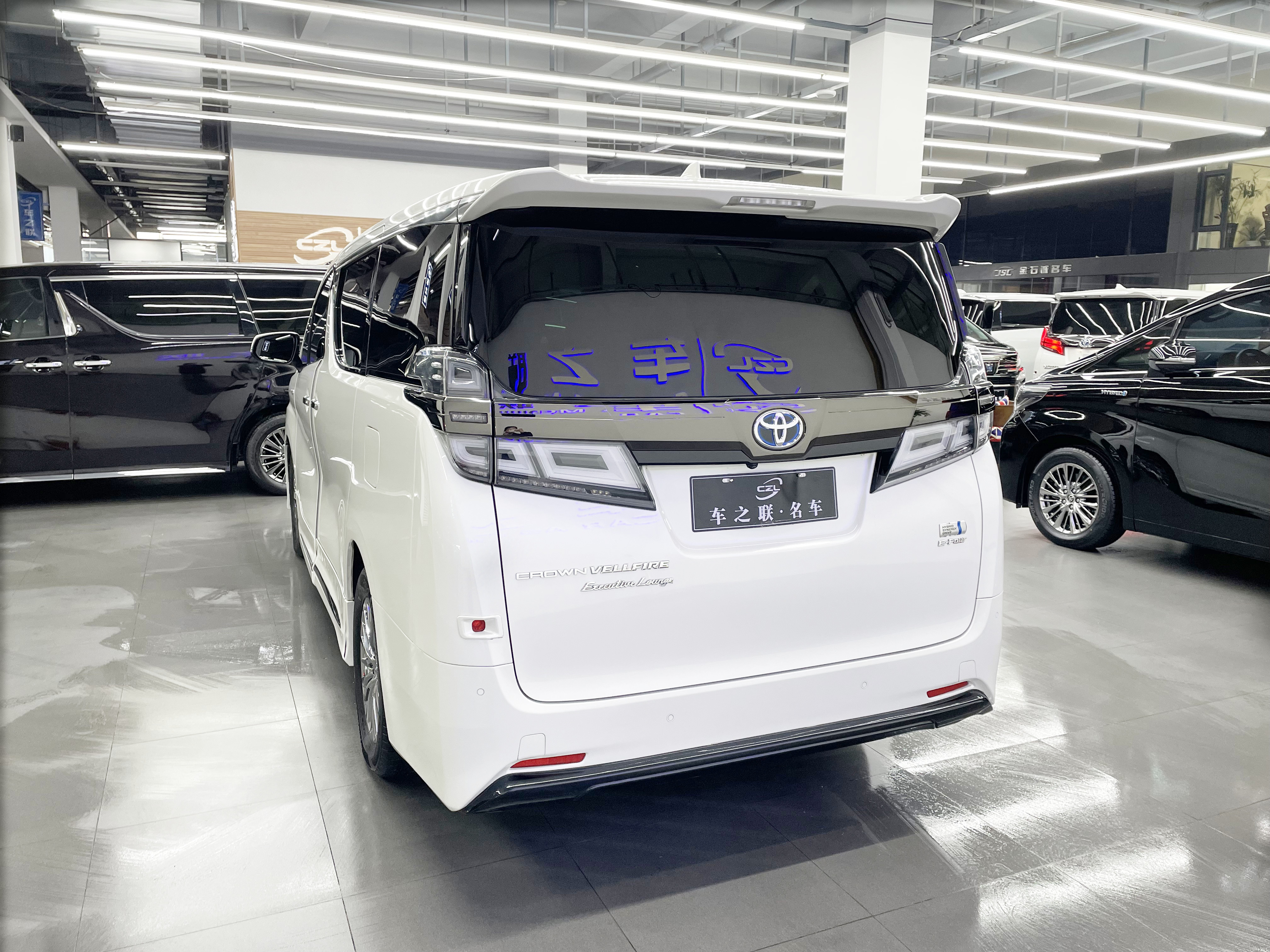 Toyota Vellfire 2023 #4 Toyota Vellfire 2023 immagine di auto #4