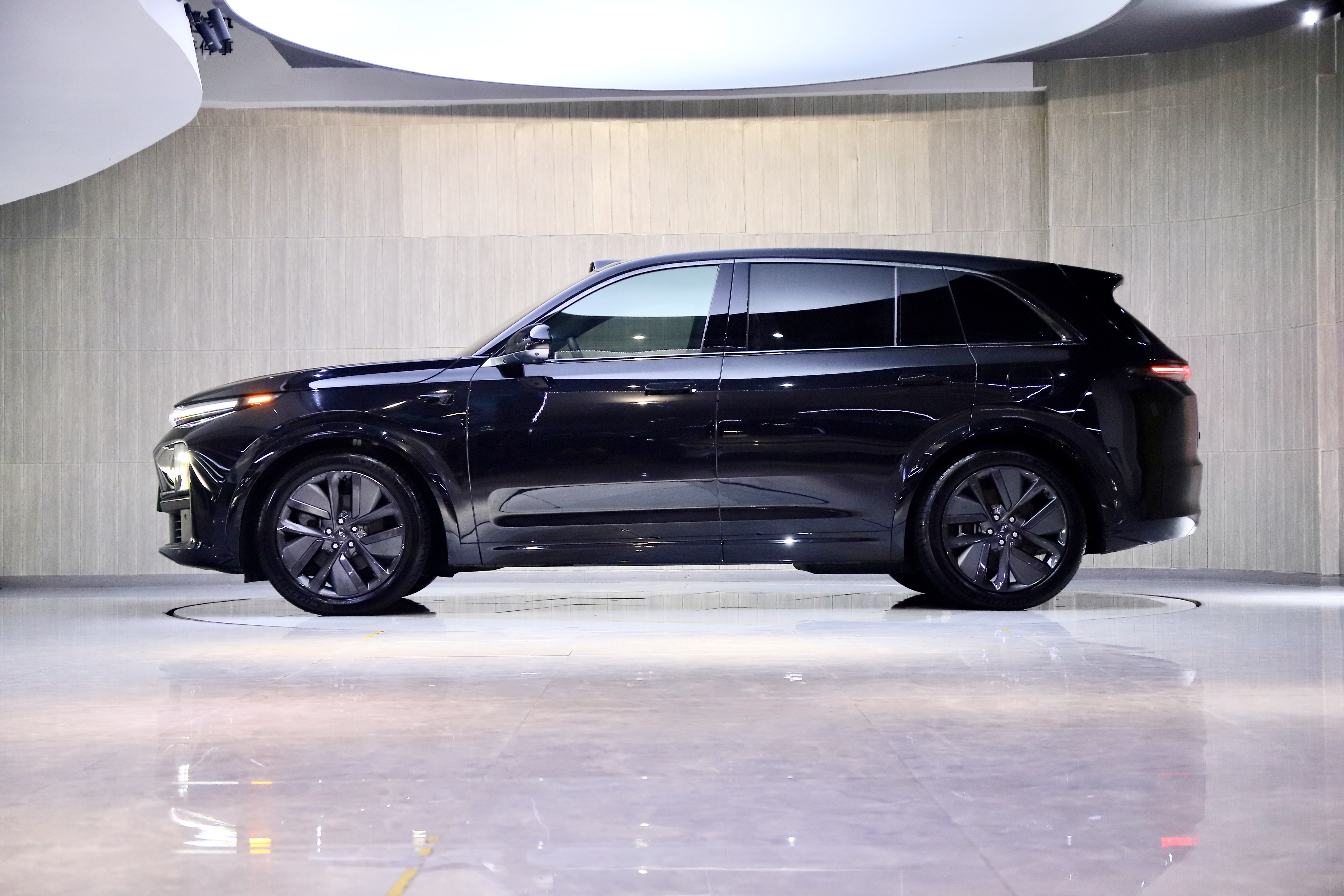 理想汽车 理想L7 2023 汽车图片 #4