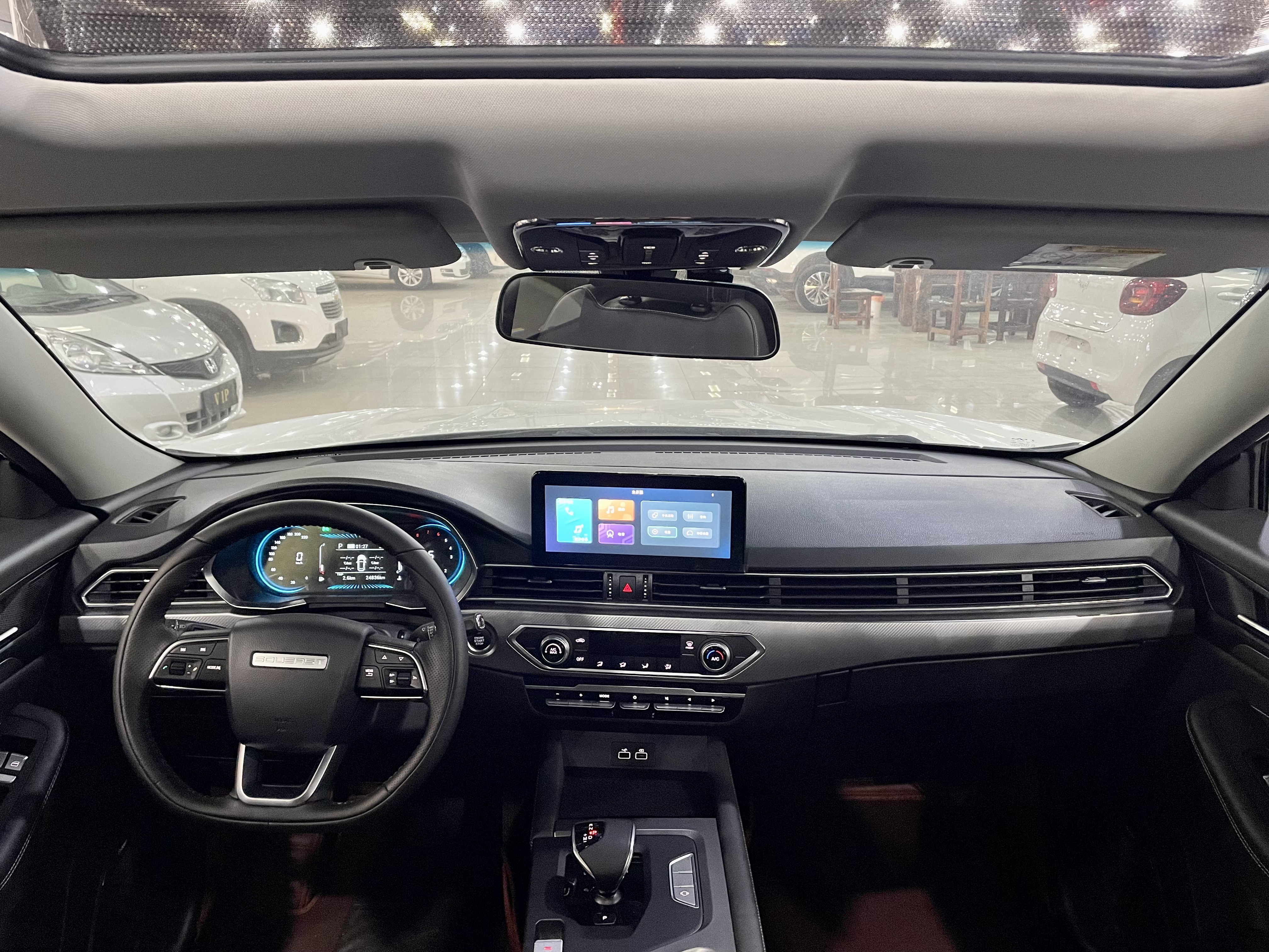 Soueast DX8 S 2023 car image #4