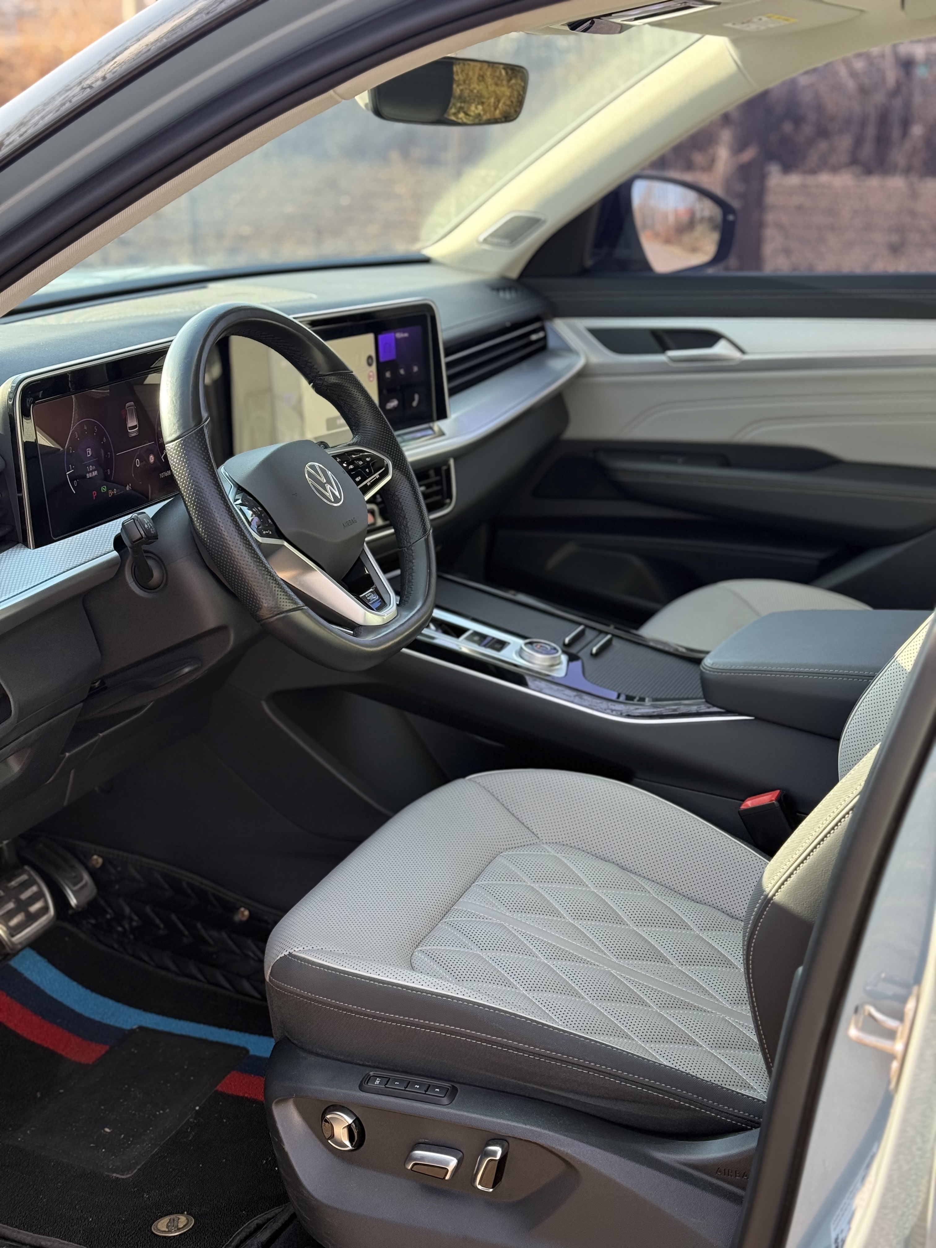 Volkswagen Tavendor 2023 car image #4