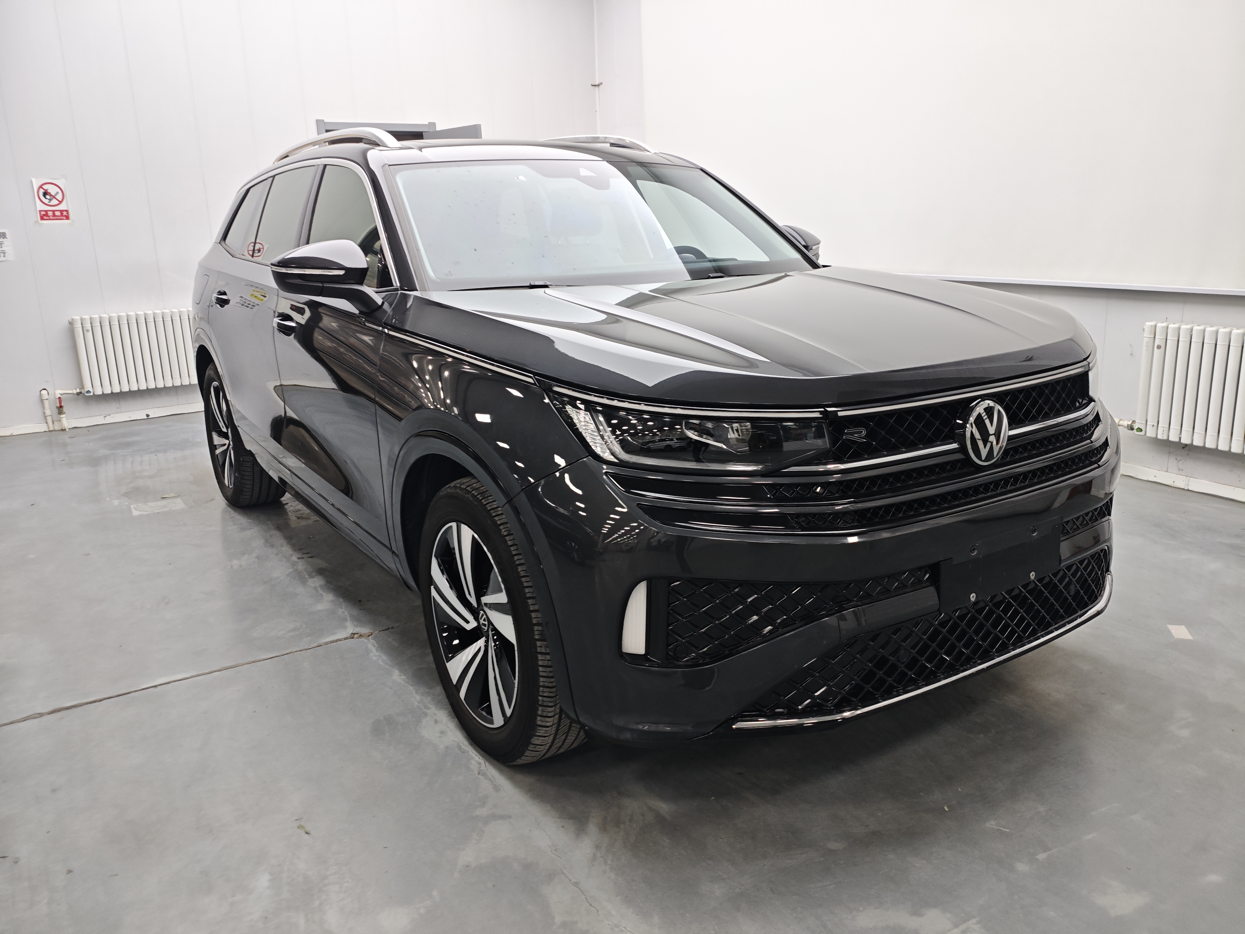 Volkswagen Tavendor 2023 car image #4