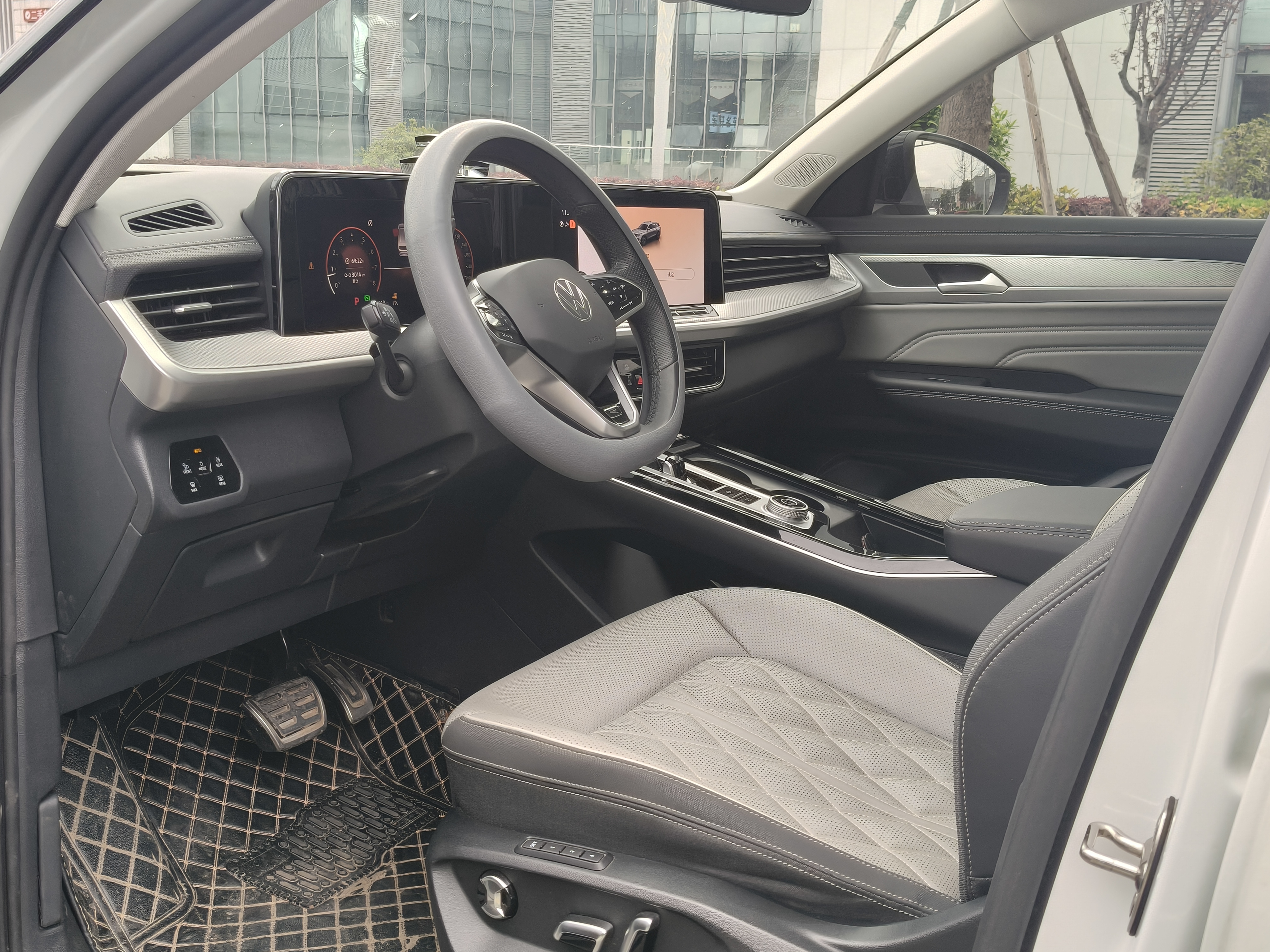 Volkswagen Tavendor 2023 immagine di auto #4