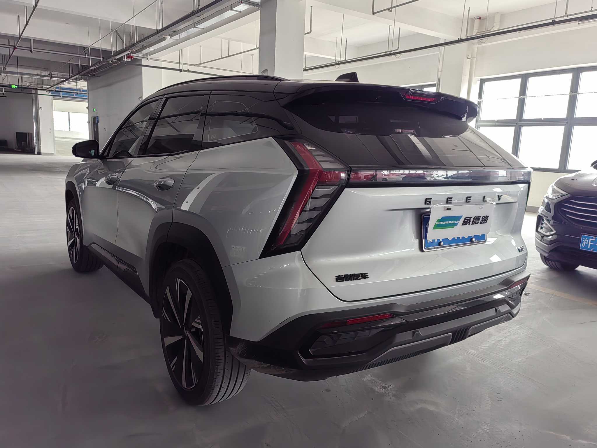 GEELY Boyue L 2023 car image #4