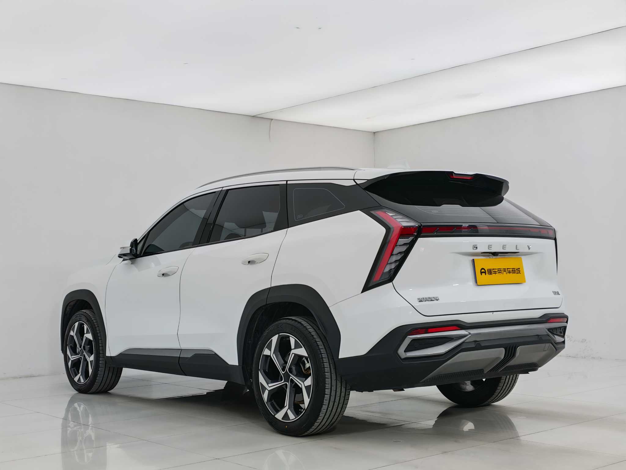 GEELY Boyue L 2024 car image #4