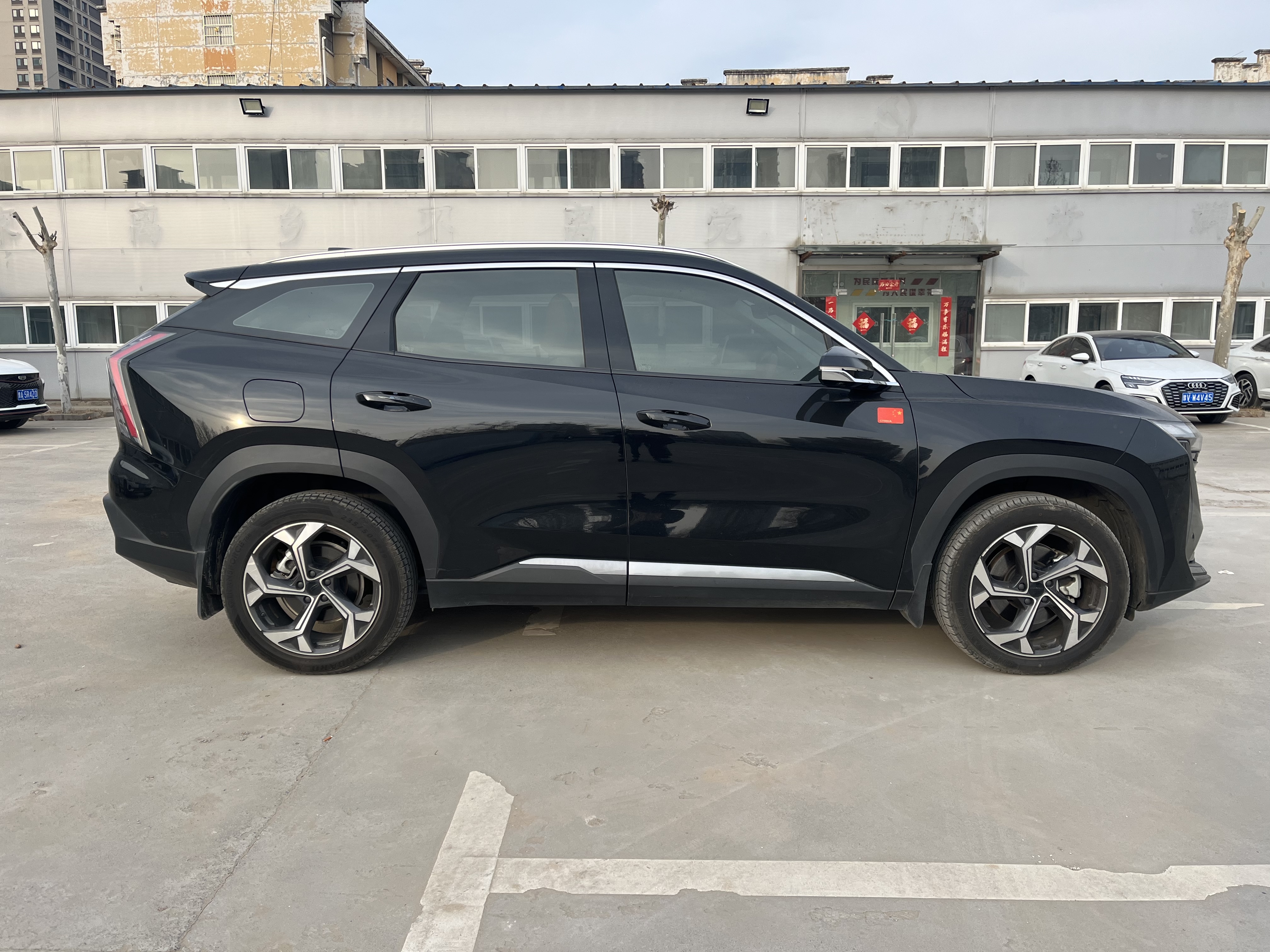 GEELY Boyue L 2023 car image #4