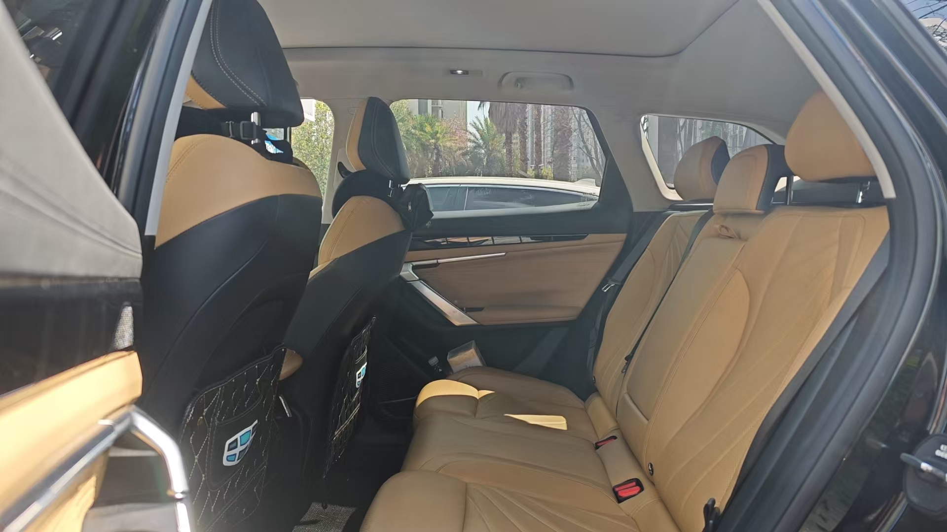 GEELY Boyue L 2024 car image #4