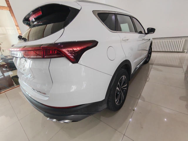 Jetour X70 PLUS 2023 car image #4