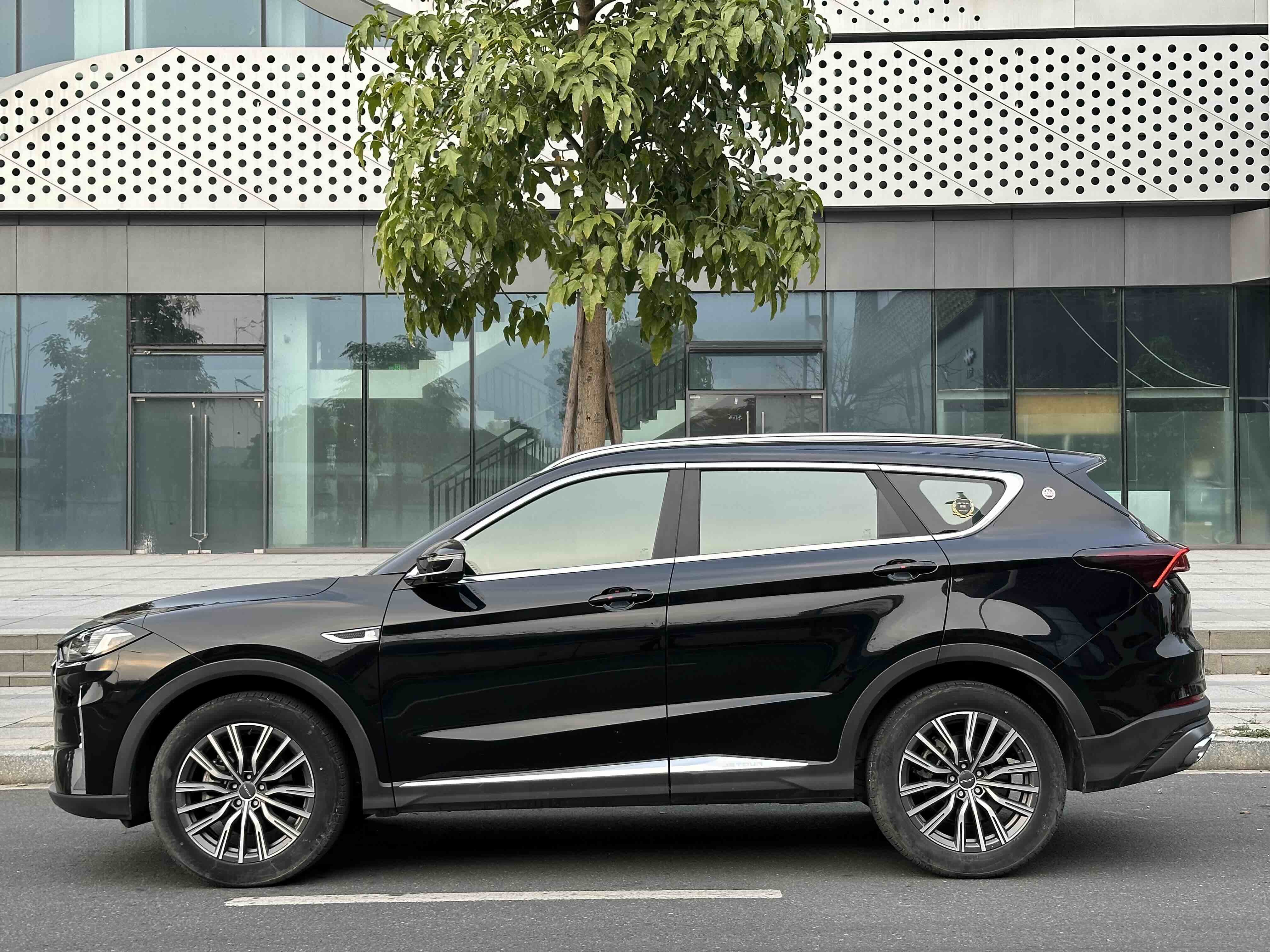 Jetour X70 PLUS 2023 #4 Jetour X70 PLUS 2023 car image #4