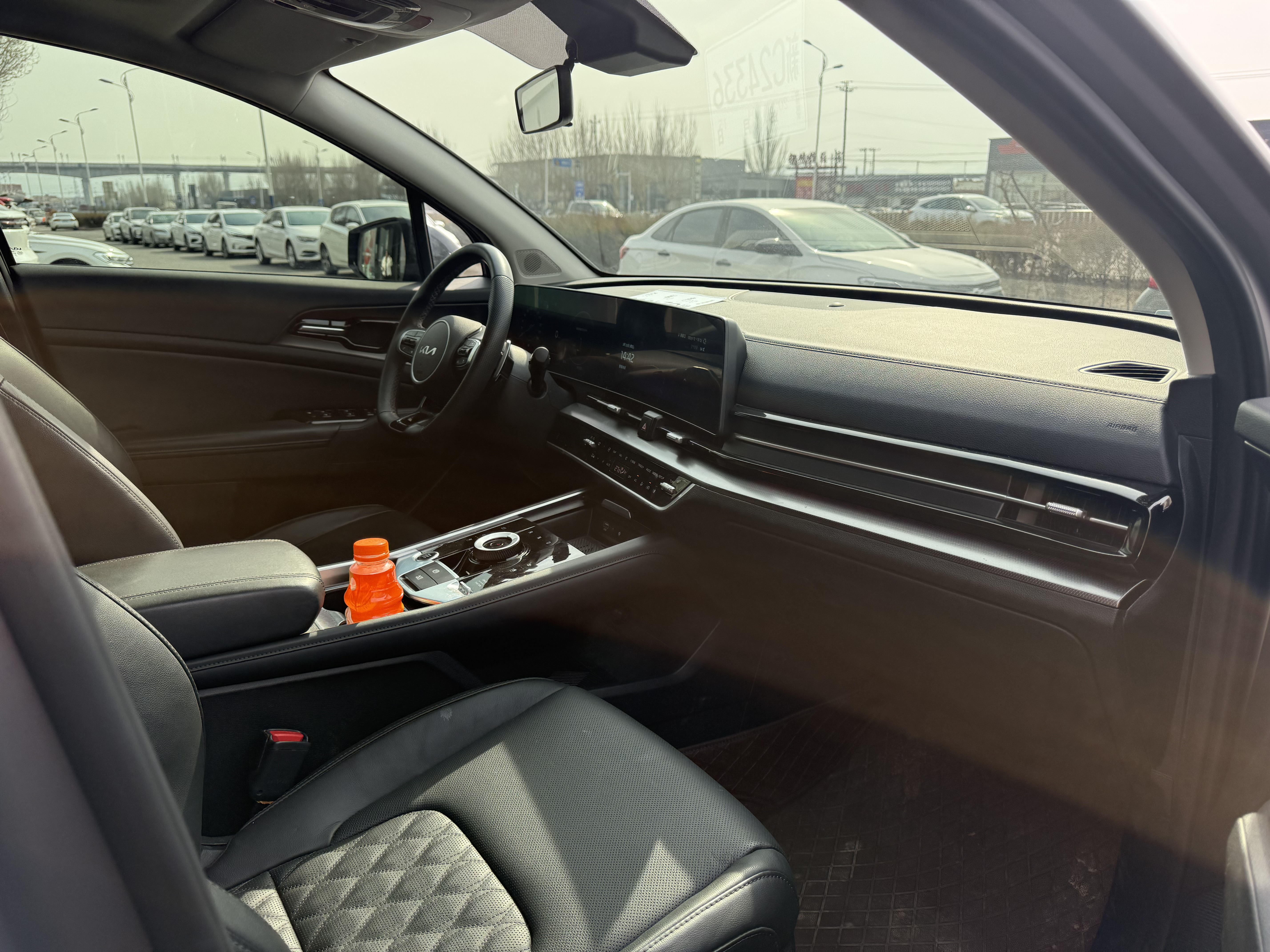 起亚 狮铂拓界 2023 汽车图片 #4