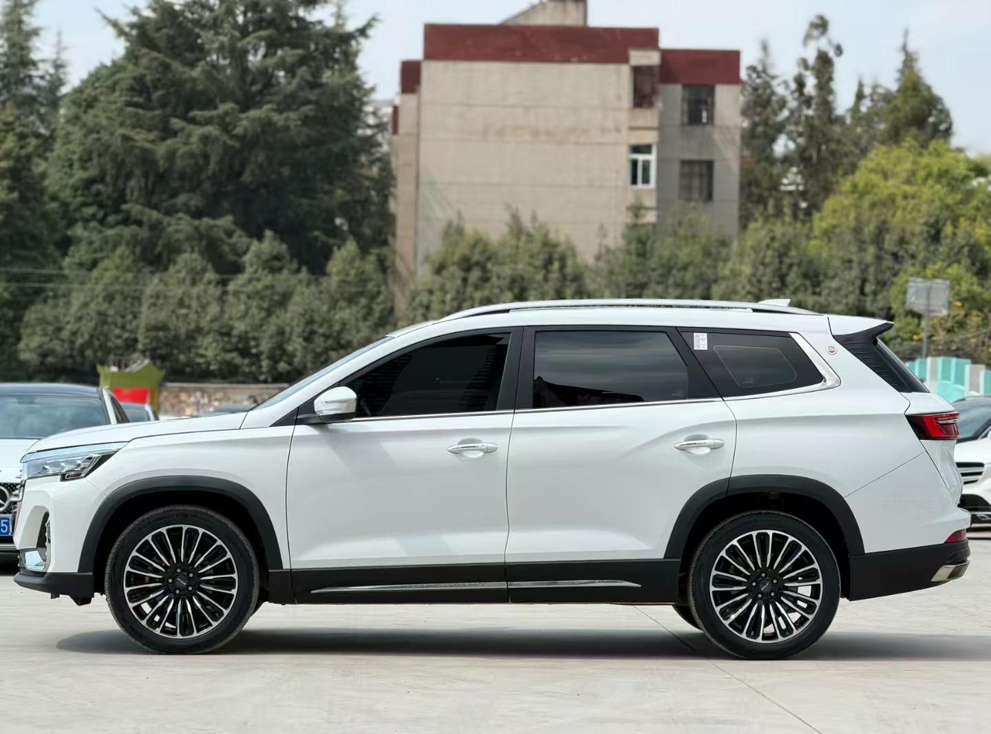 Jetour X90 PLUS 2022 #4 Jetour X90 PLUS 2022 image de voiture #4