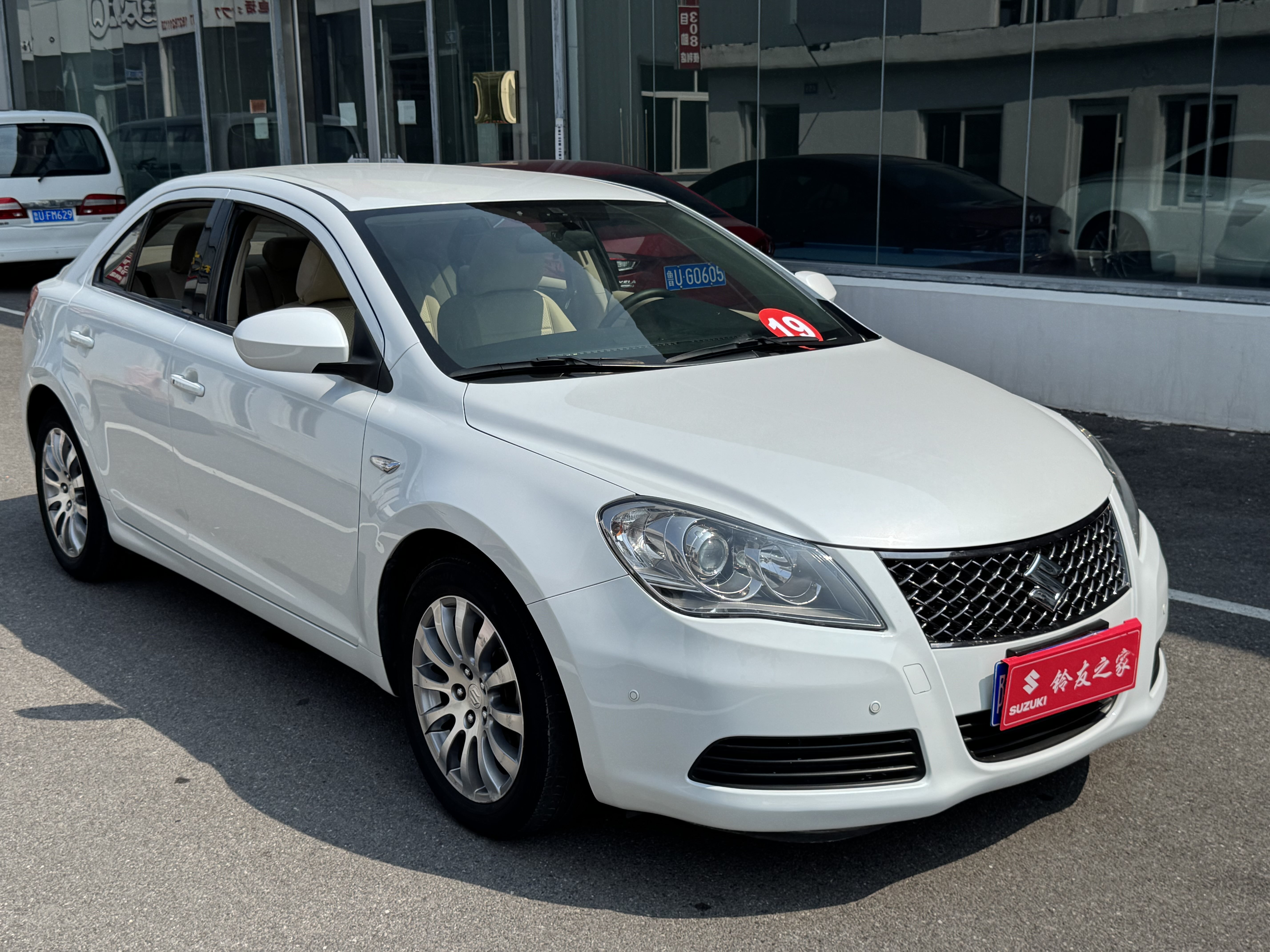 Suzuki Kizashi 2016 imagen de coche #4