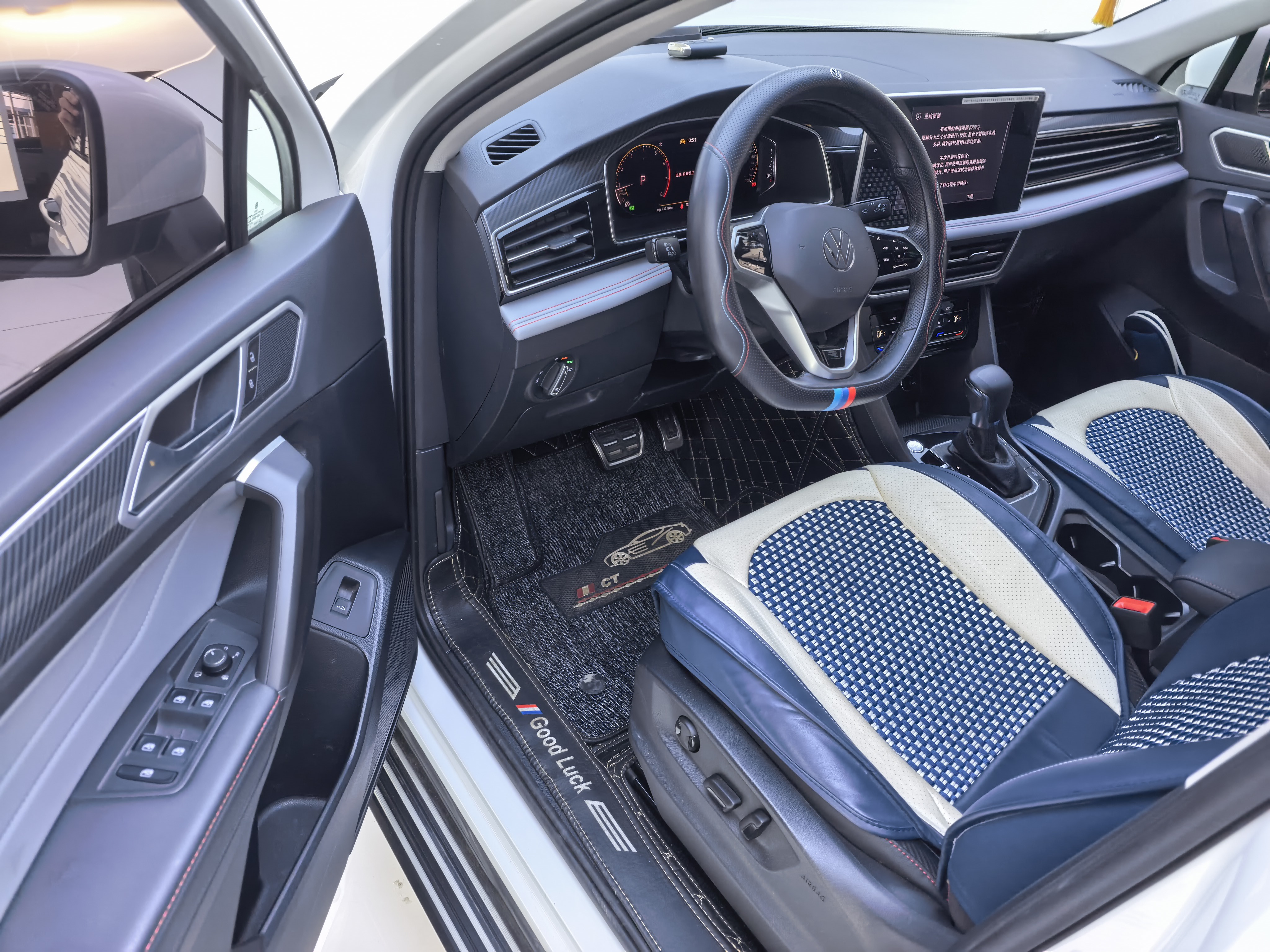 Volkswagen Tiguan X 2024 immagine di auto #4