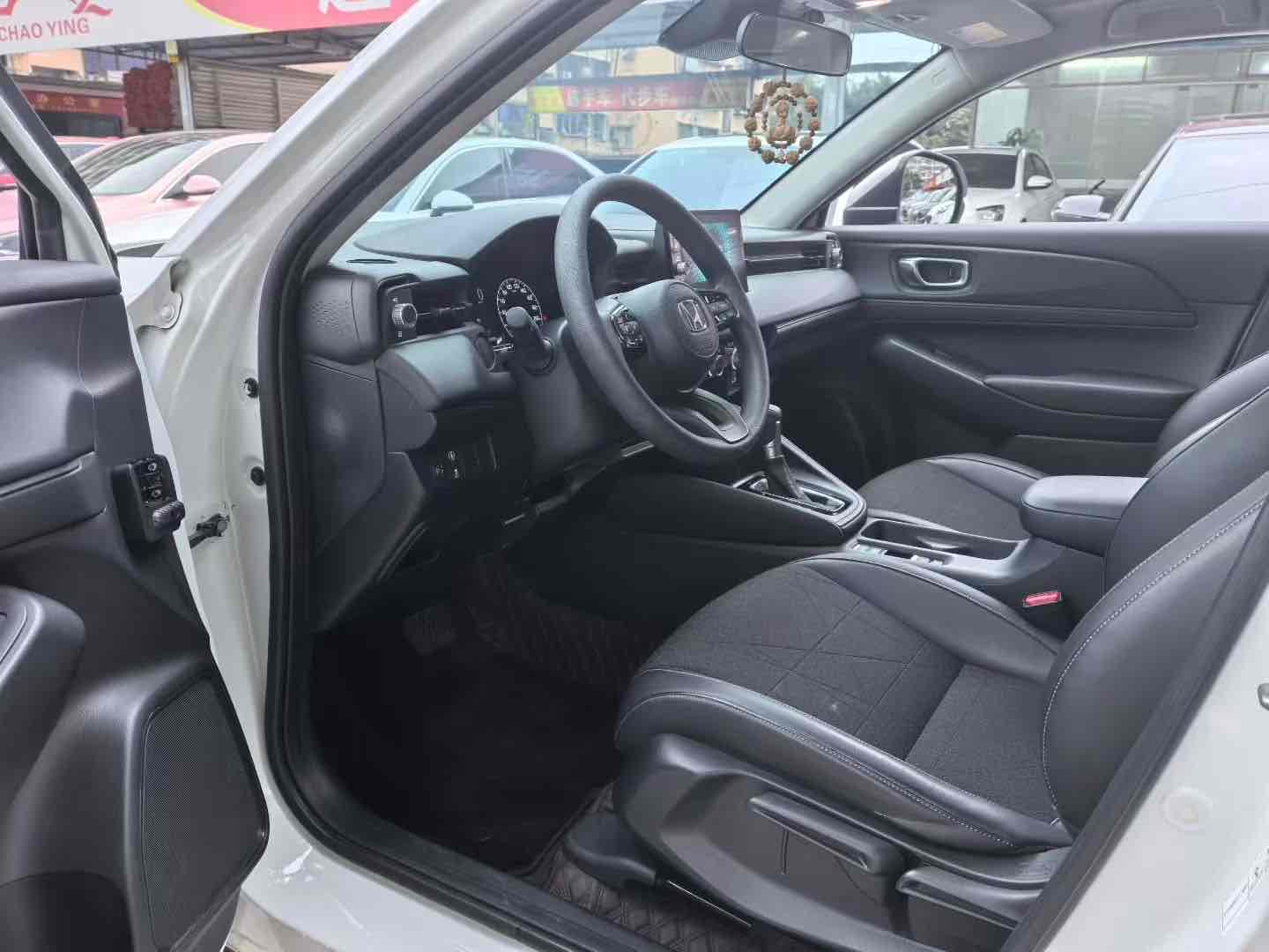 Honda VEZEL 2023 #4 Honda VEZEL 2023 car image #4