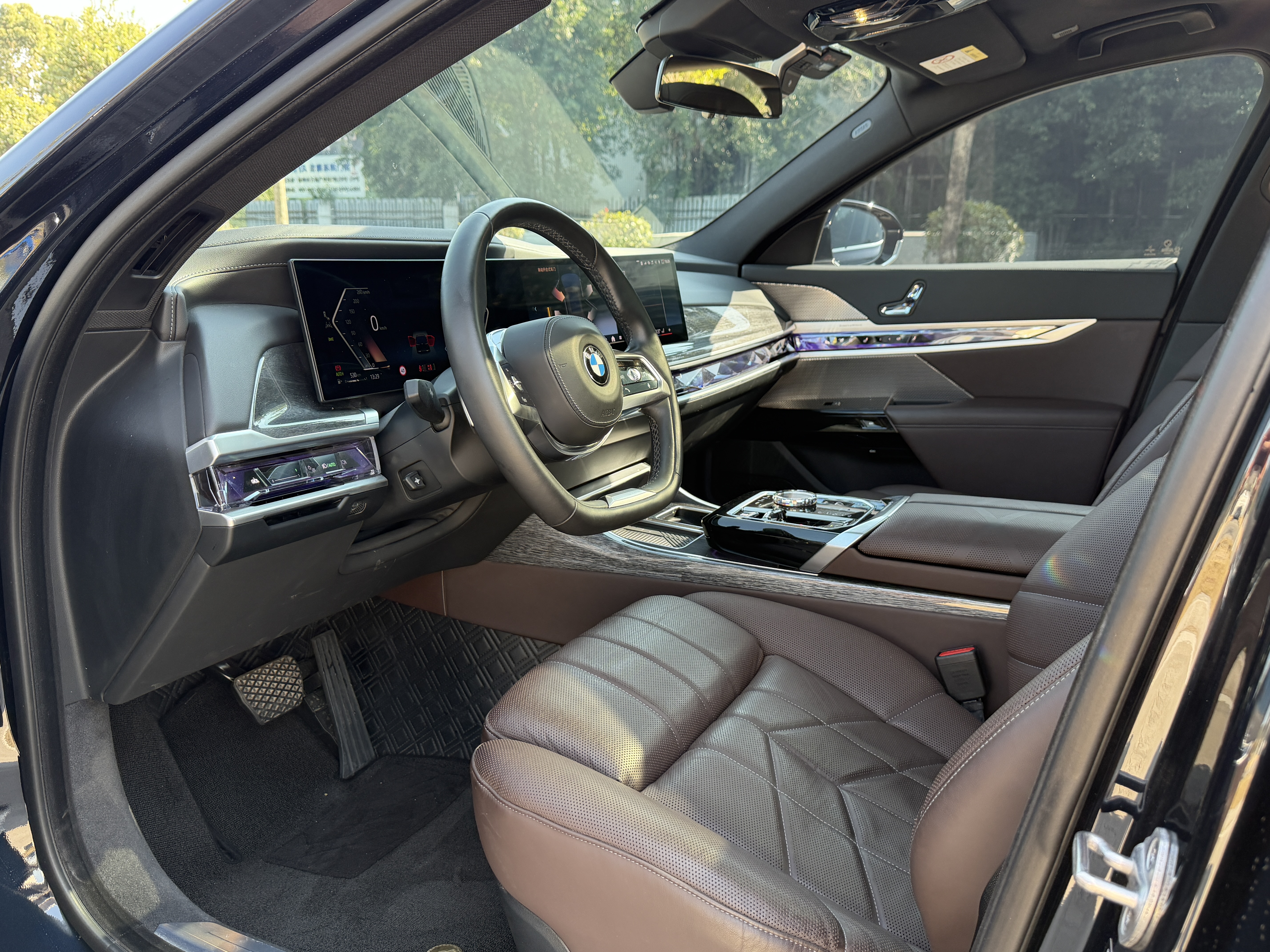 BMW 7 Series 2023 #4 BMW 7 Series 2023 car image #4