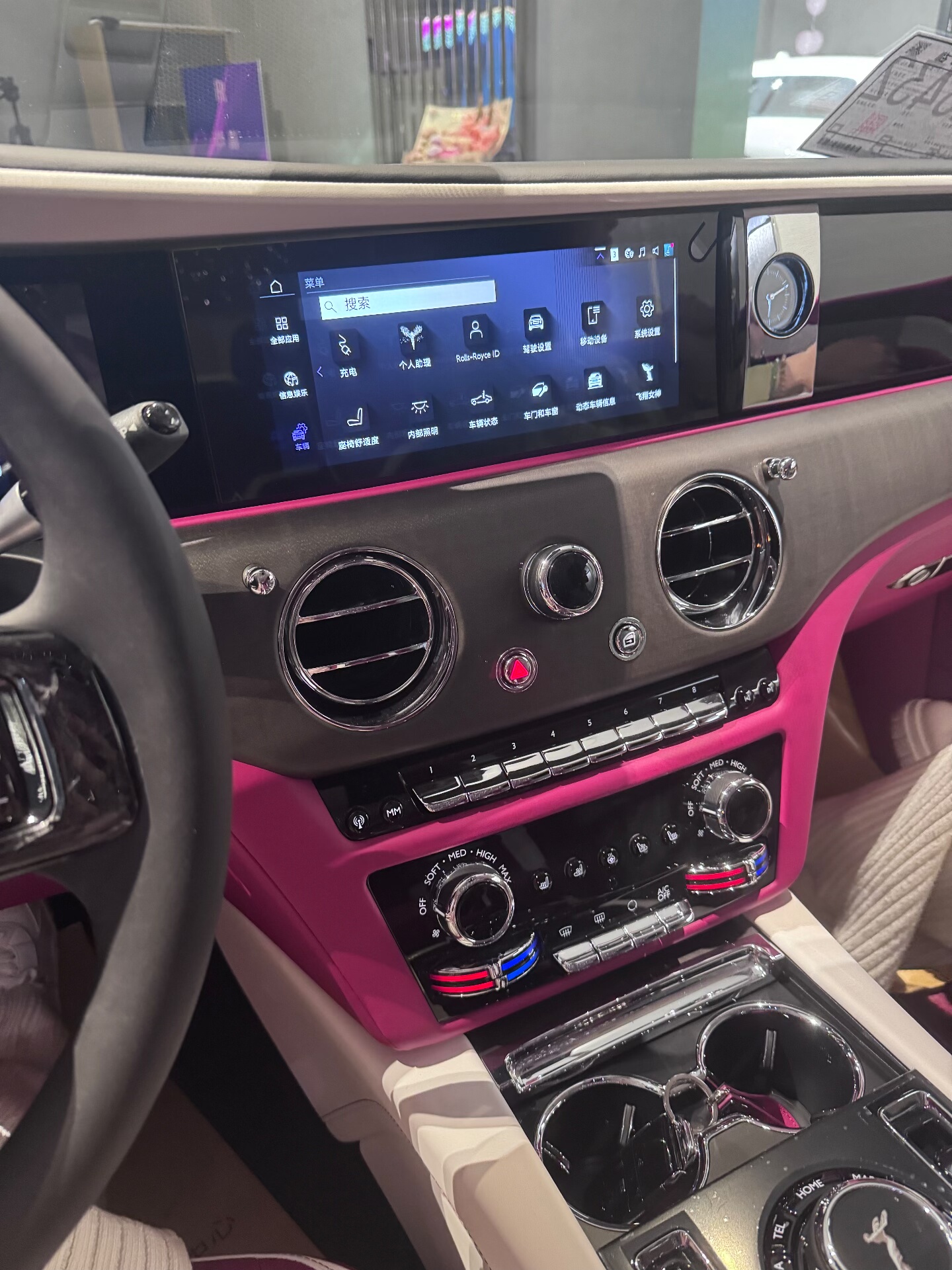 劳斯莱斯 闪灵 2024 #4 劳斯莱斯 闪灵 2024 汽车图片 #4