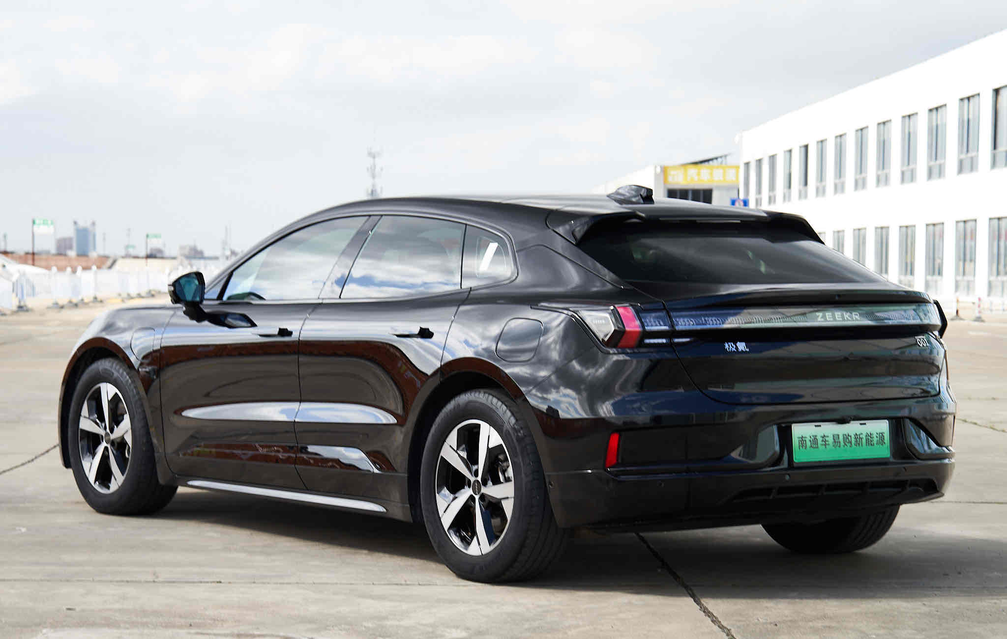 极氪 极氪001 2024 汽车图片 #4