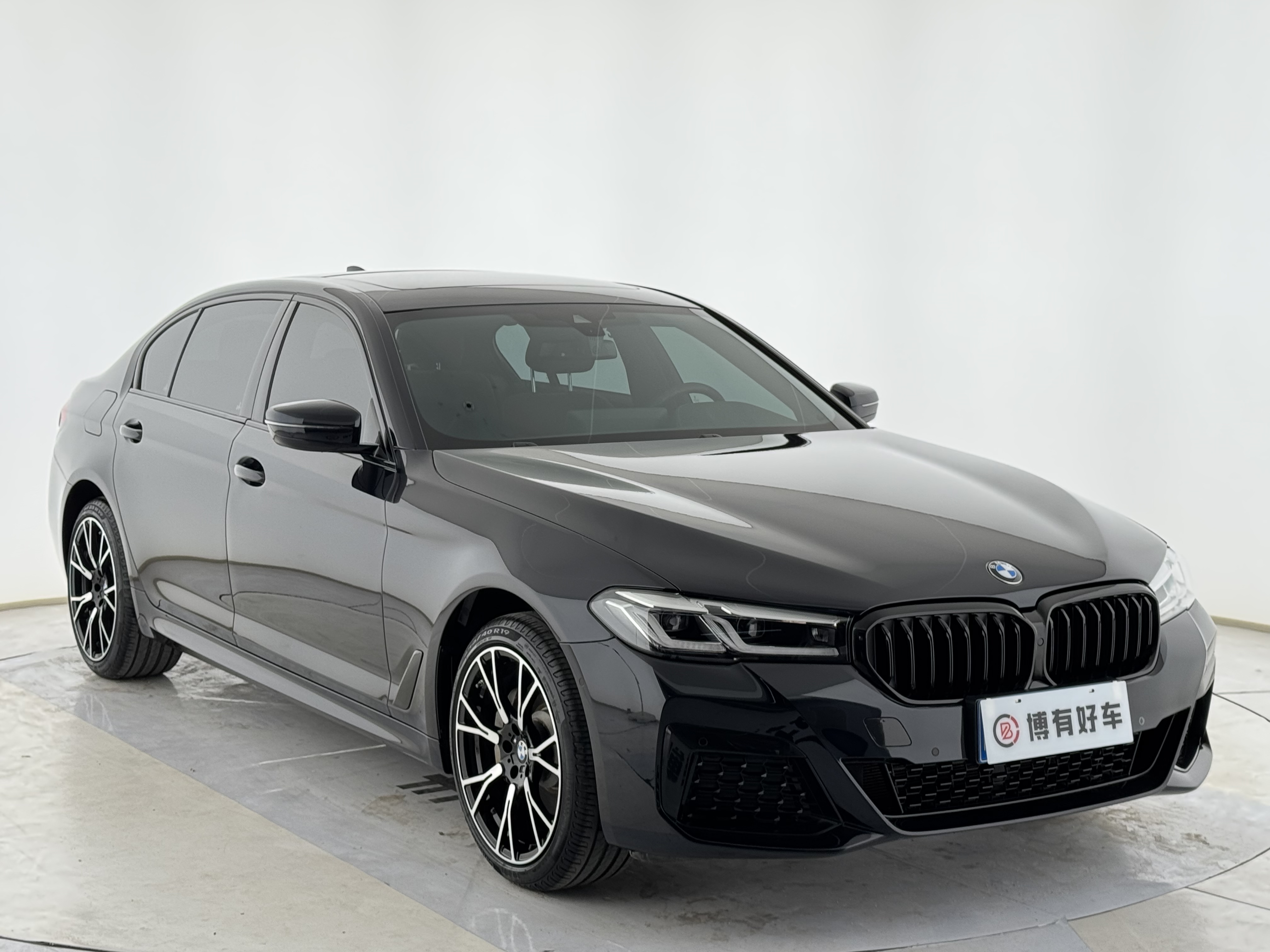 BMW 5 Series 2023 #4 BMW 5 Series 2023 car image #4