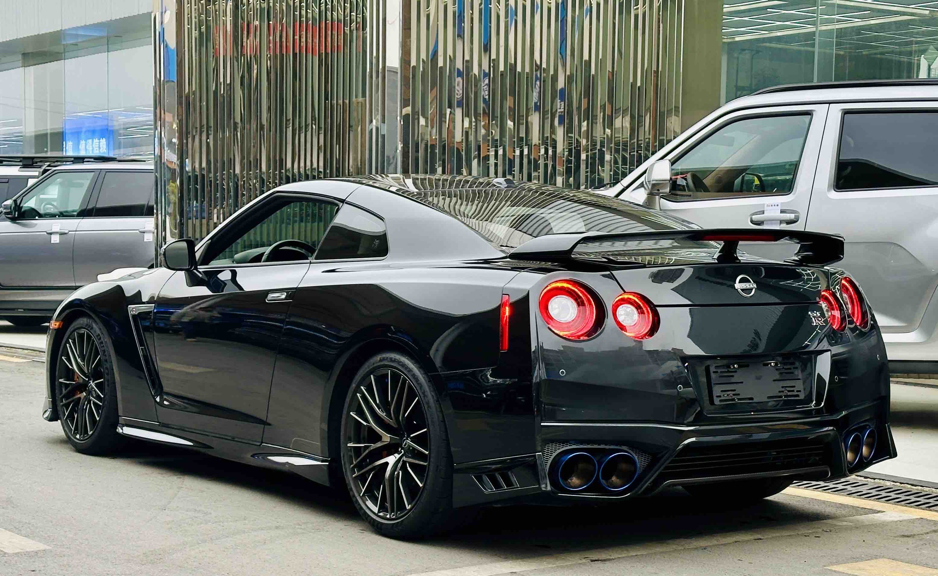 Nissan 2023 car image #4
