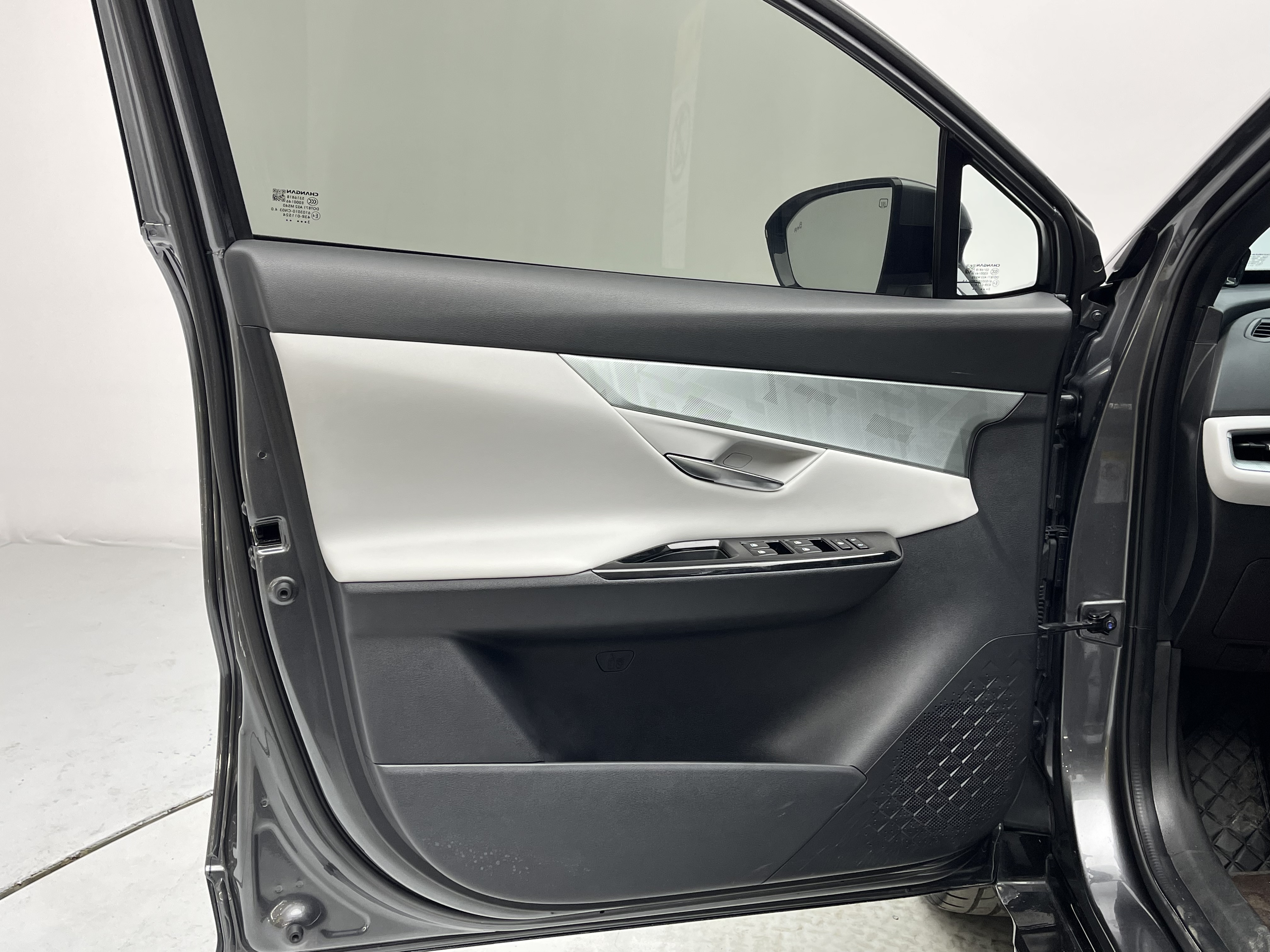 Changan UNI-T 2024 #4 Changan UNI-T 2024 car image #4