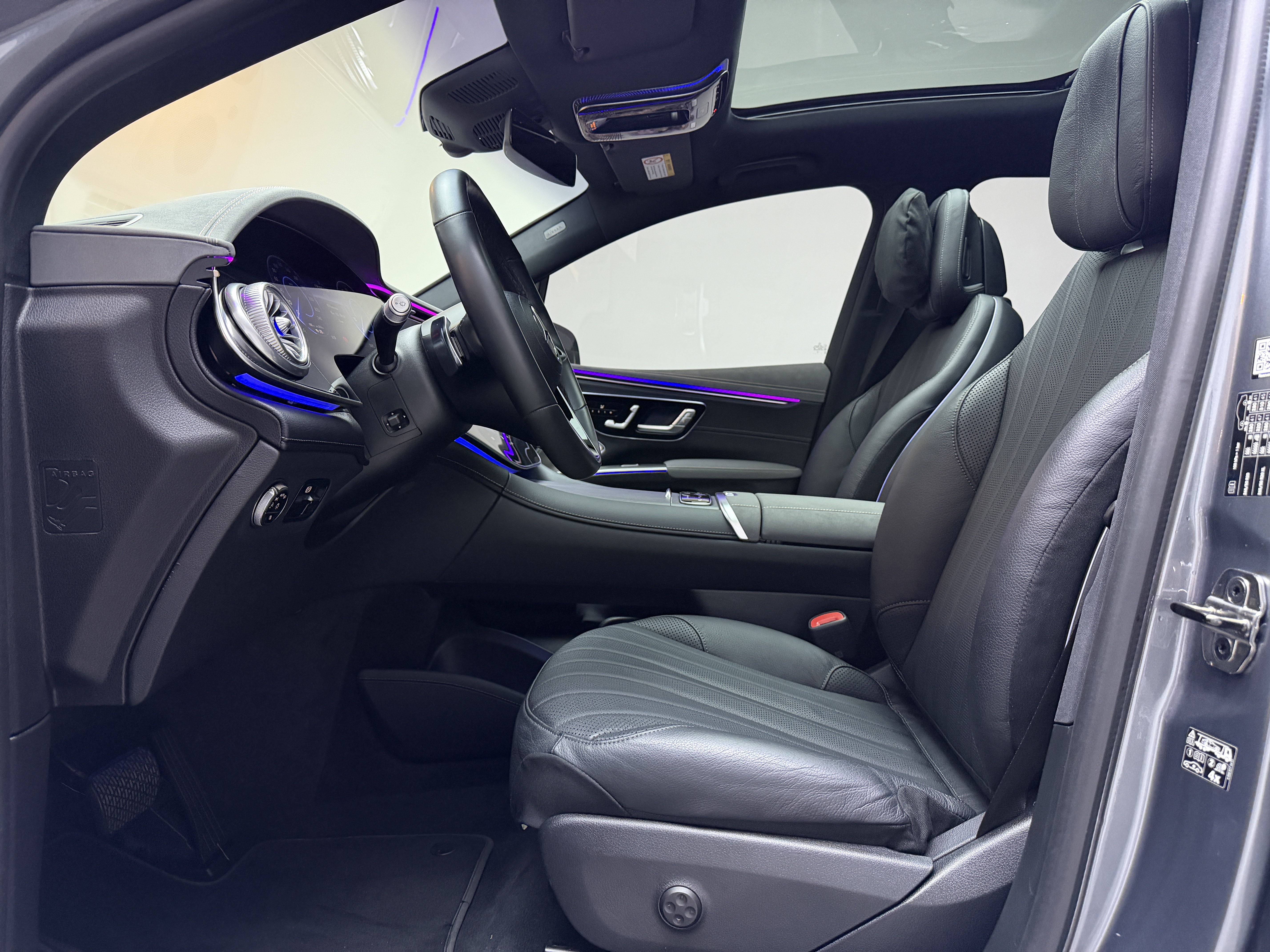 Mercedes-Benz EQS SUV 2024 car image #4