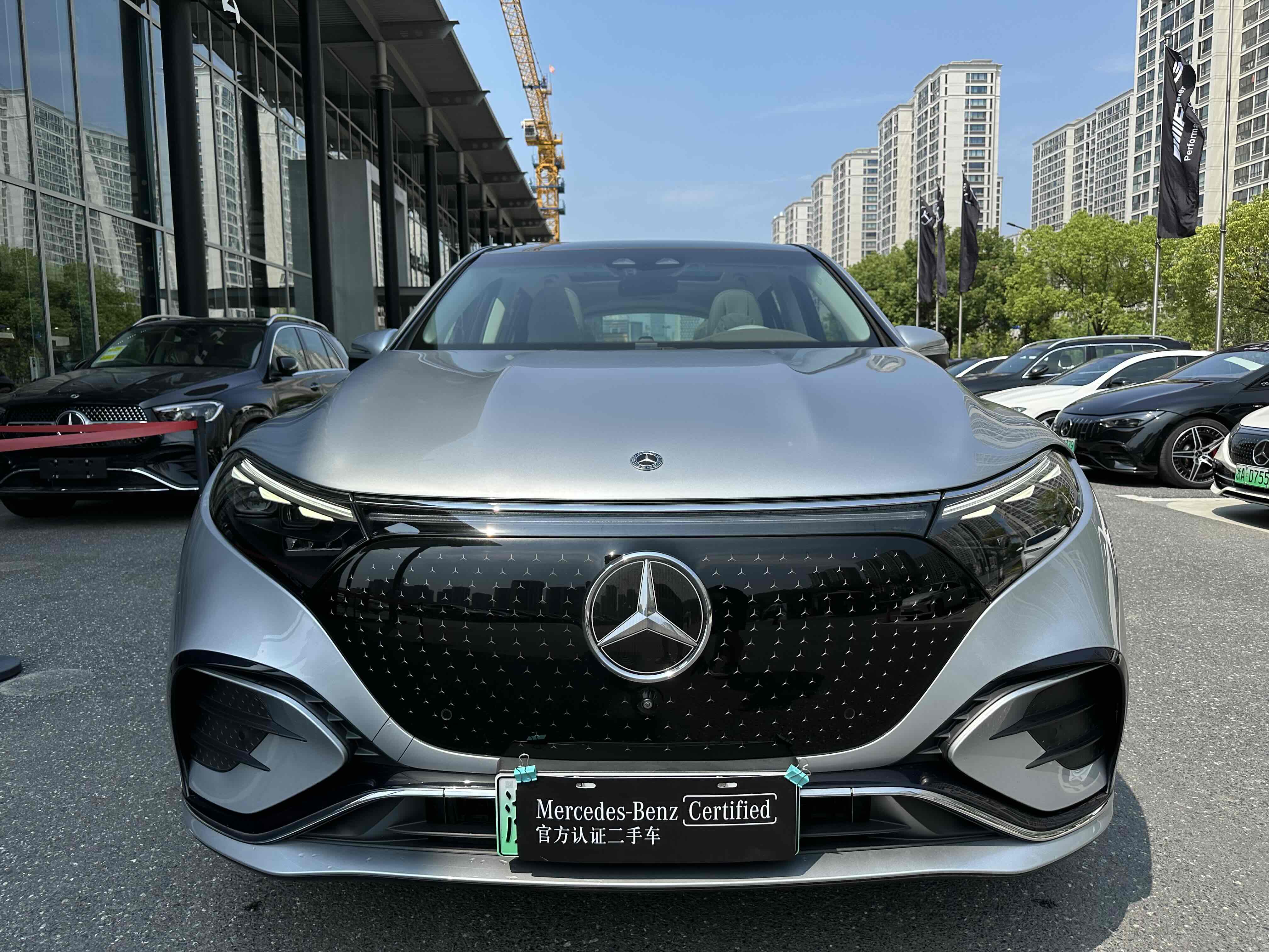 Mercedes-Benz EQS SUV 2023 car image #4