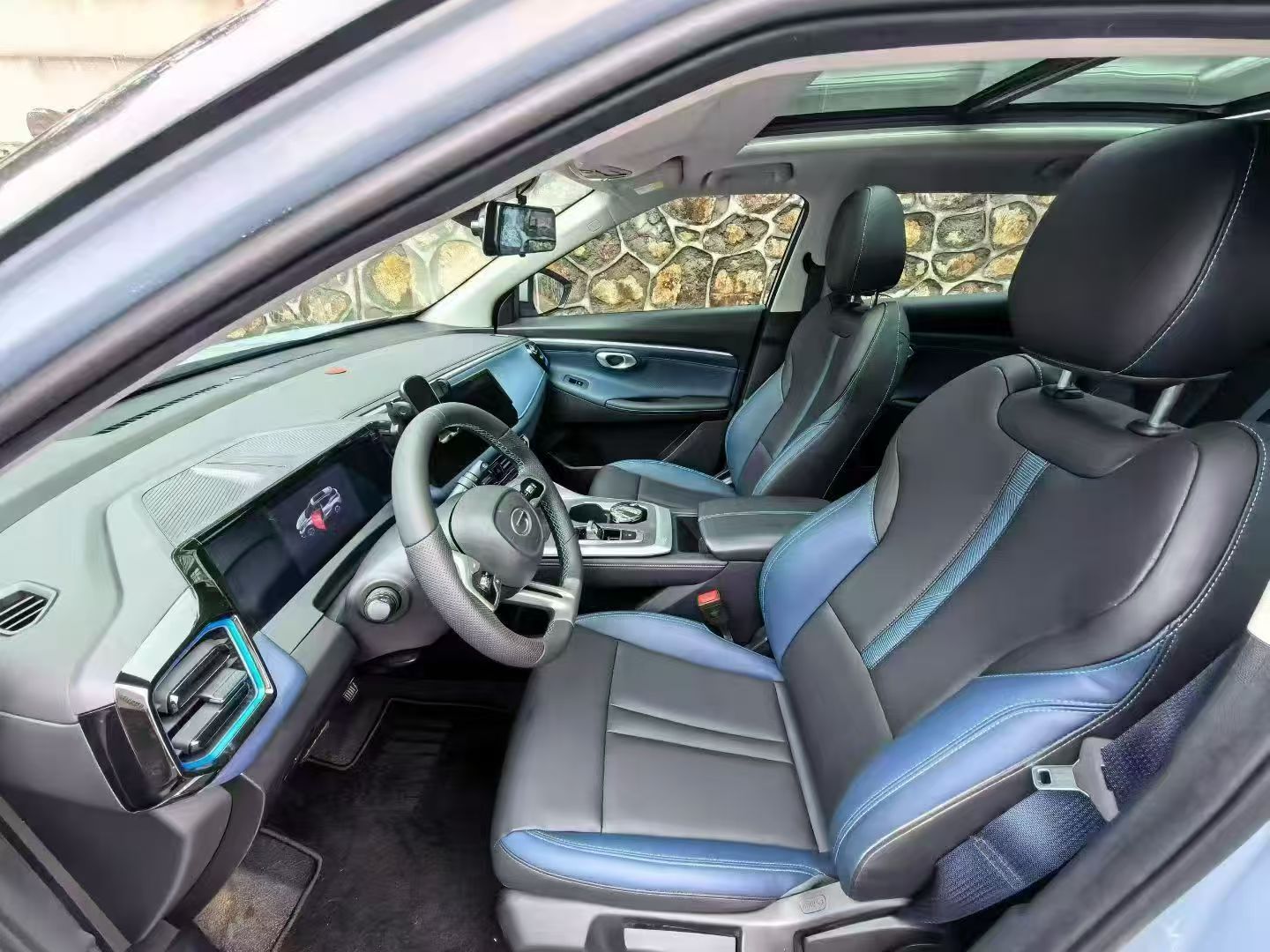 GAC Trumpchi GS3 2024 #4 GAC Trumpchi GS3 2024 car image #4