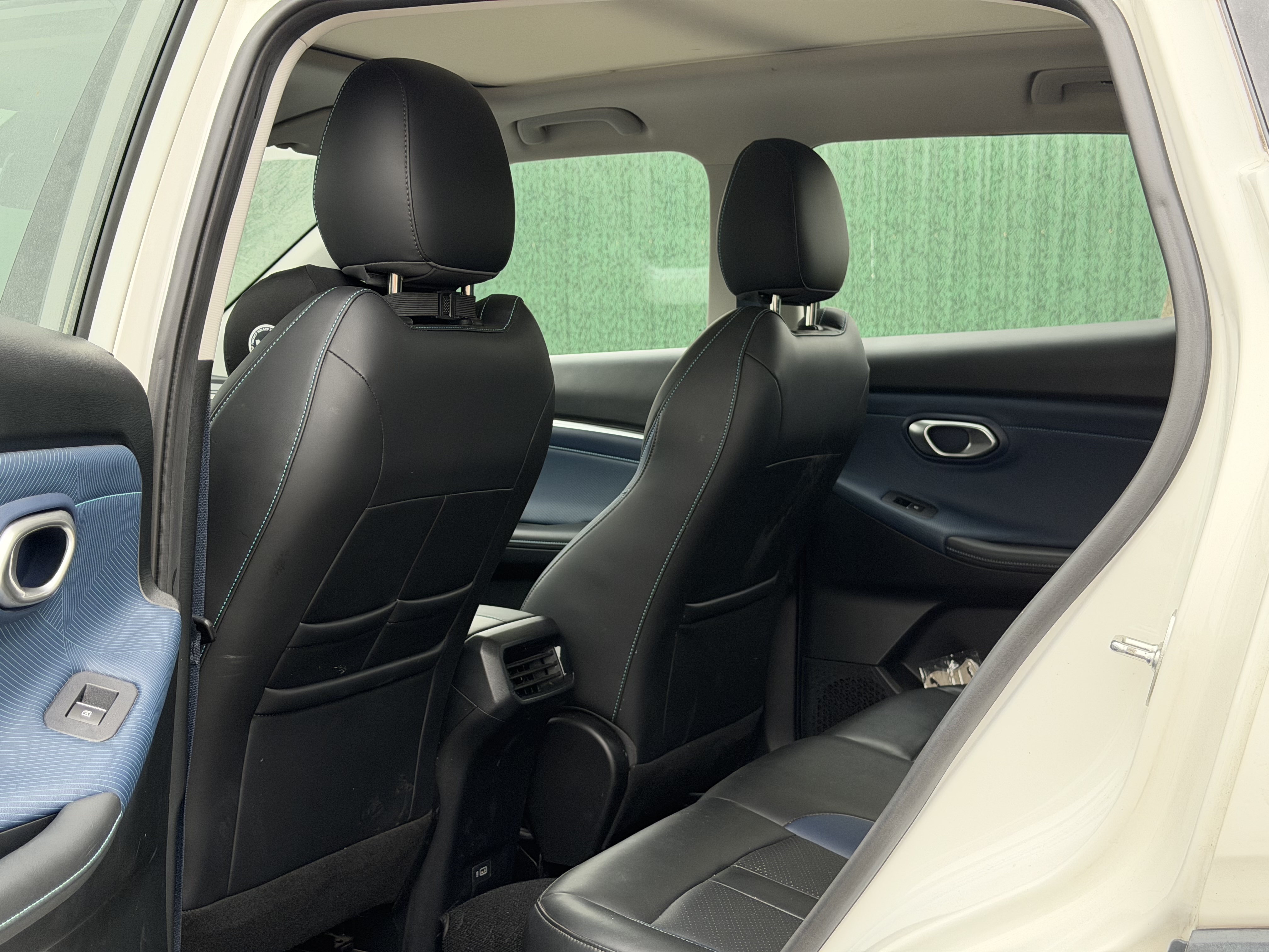 GAC Trumpchi GS3 2024 #4 GAC Trumpchi GS3 2024 car image #4