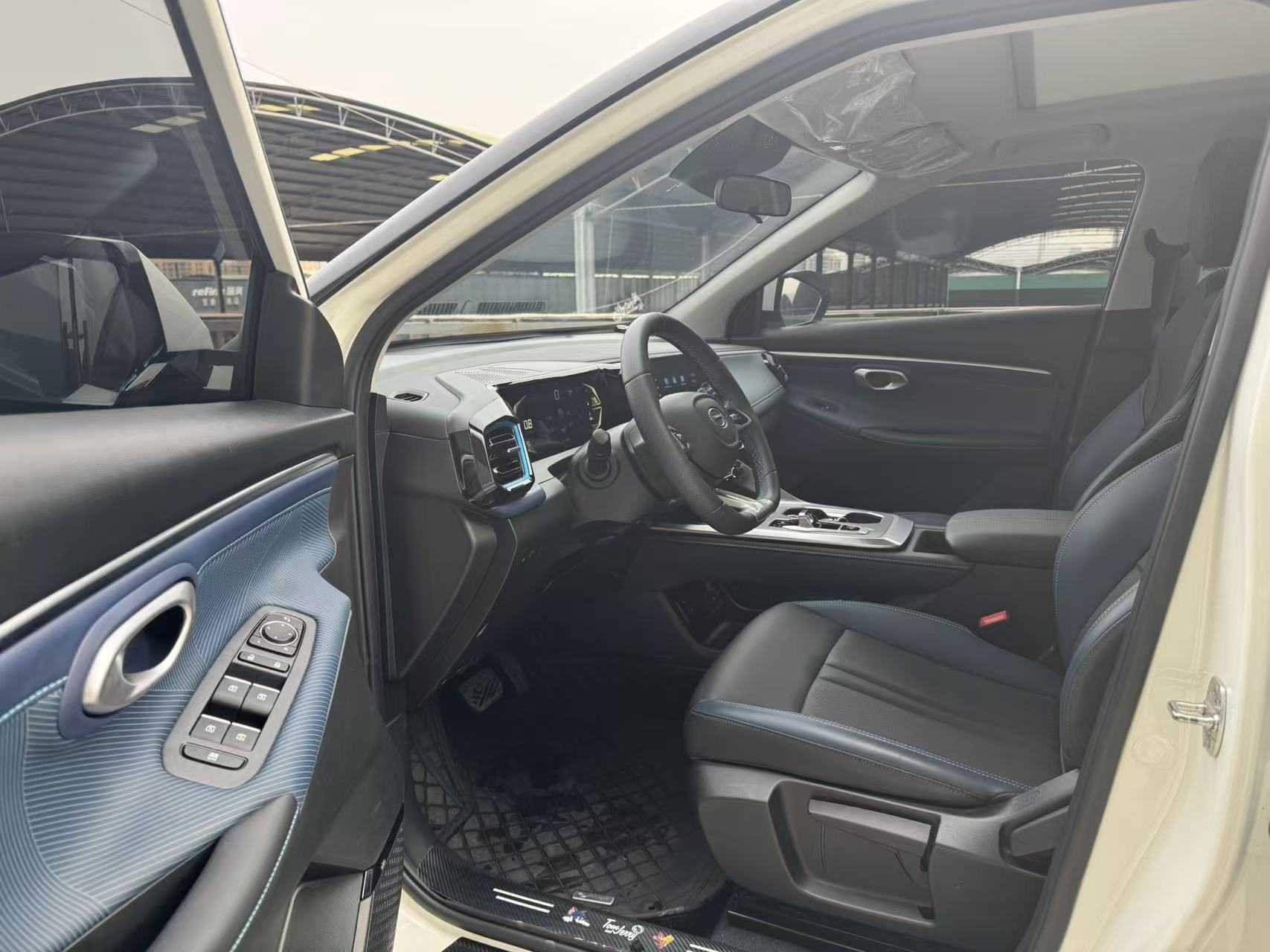 GAC Trumpchi GS3 2025 #4 GAC Trumpchi GS3 2025 car image #4