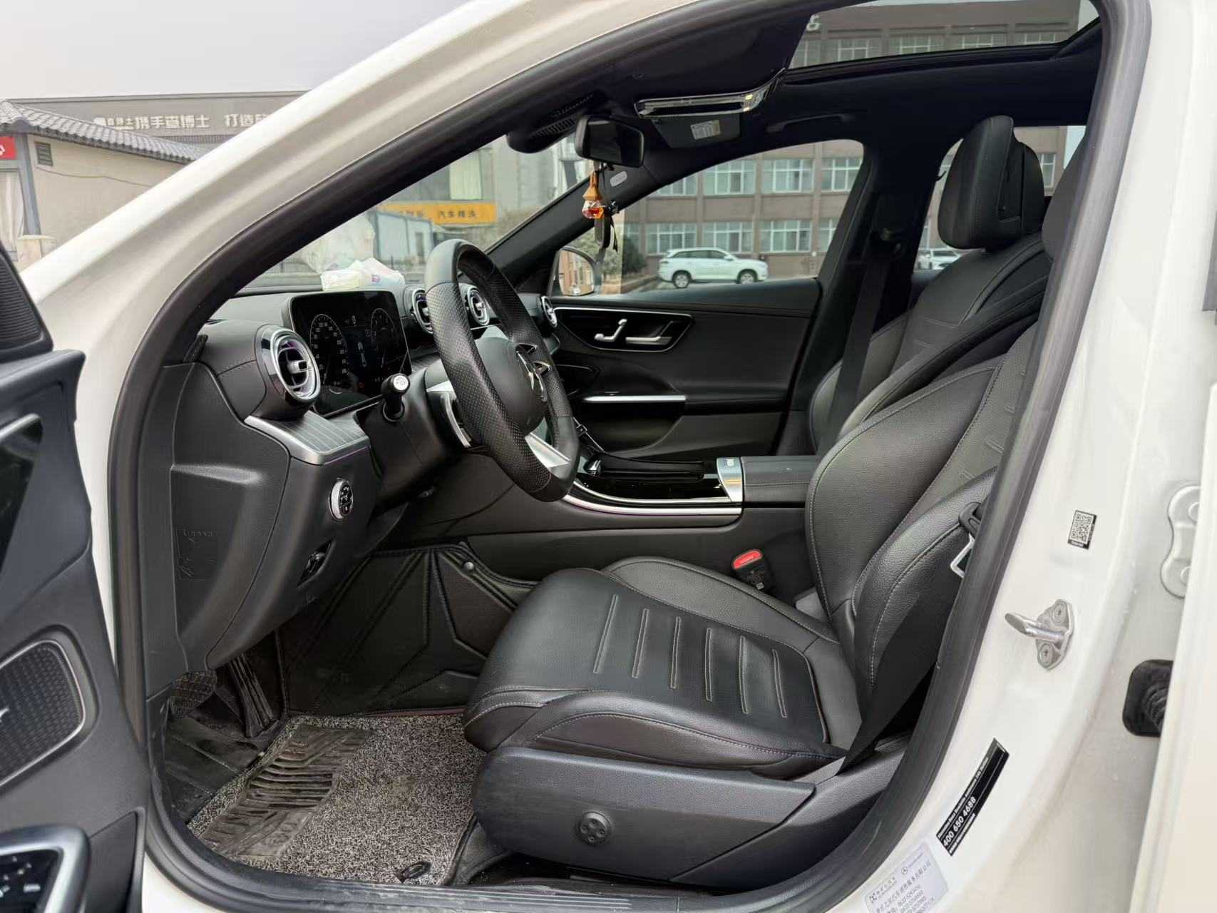 Mercedes-Benz C Class 2023 #4 Mercedes-Benz C Class 2023 immagine di auto #4