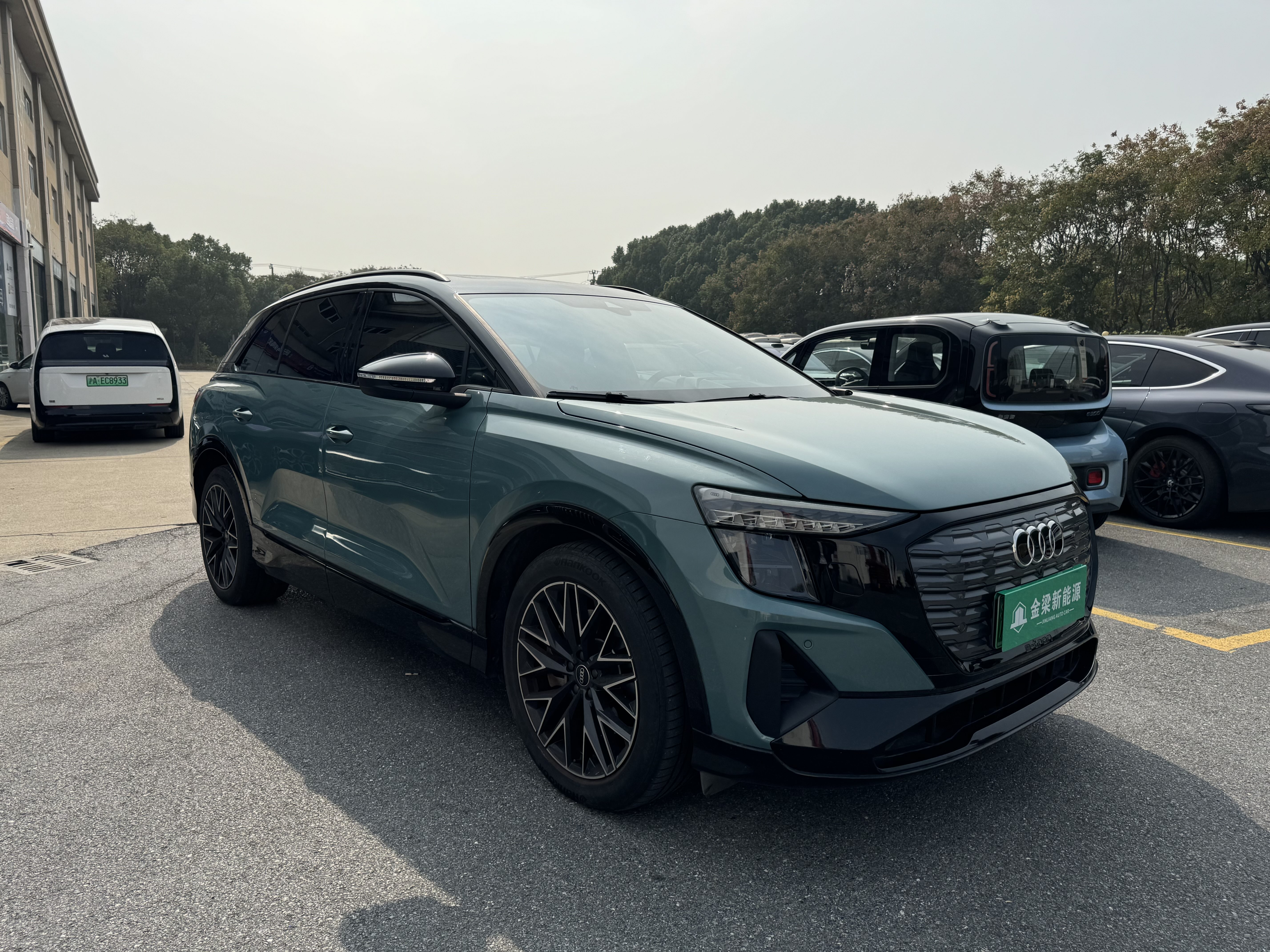 Audi Q5 e-tron 2023 immagine di auto #4