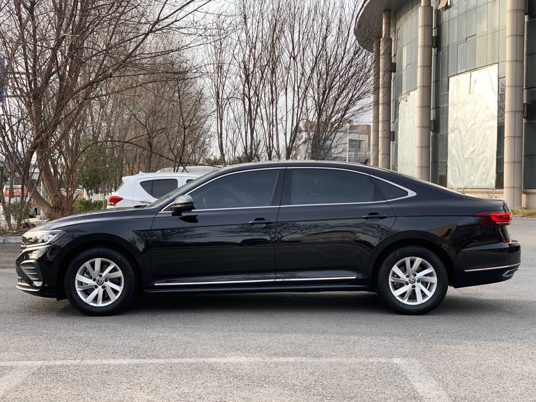 Volkswagen Passat 2023 #4 Volkswagen Passat 2023 car image #4