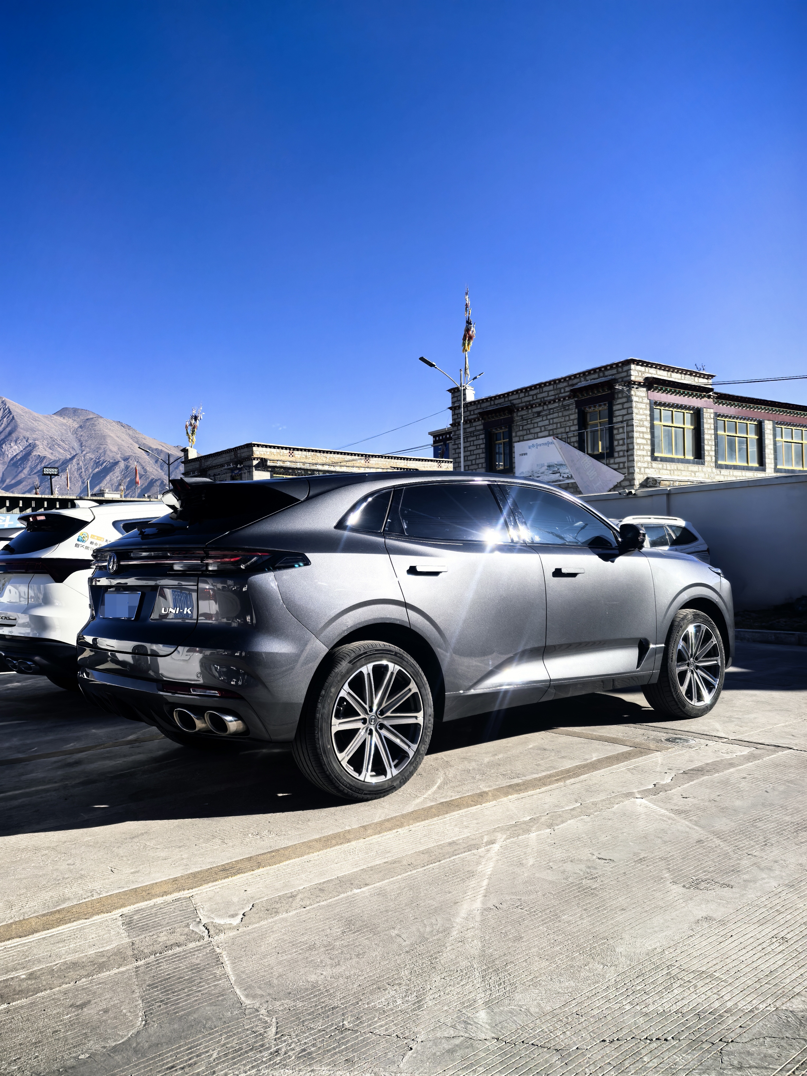 Changan UNI-K 2023 #4 Changan UNI-K 2023 car image #4