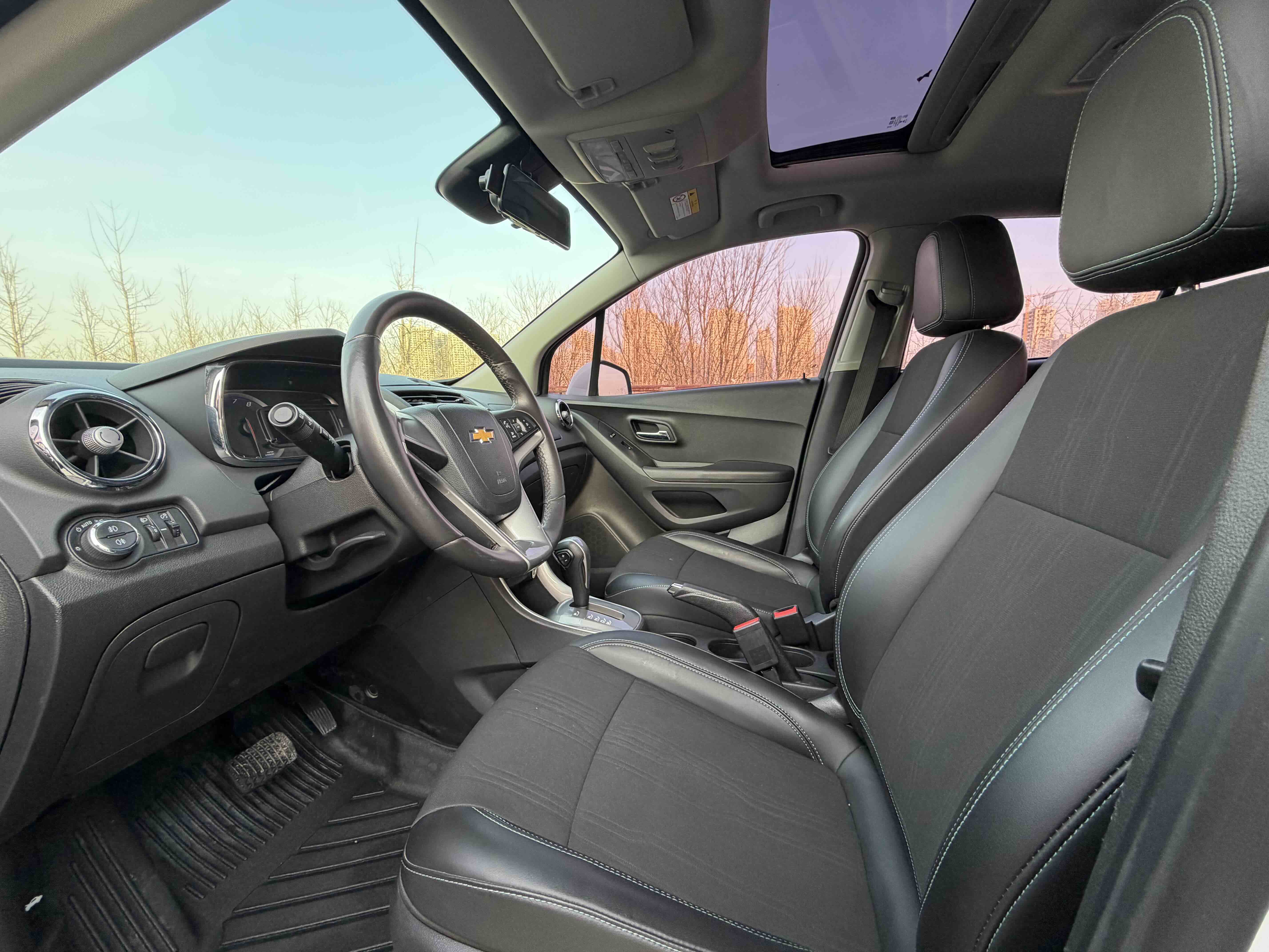 Chevrolet Tracker 2016 #4 Chevrolet Tracker 2016 car image #4