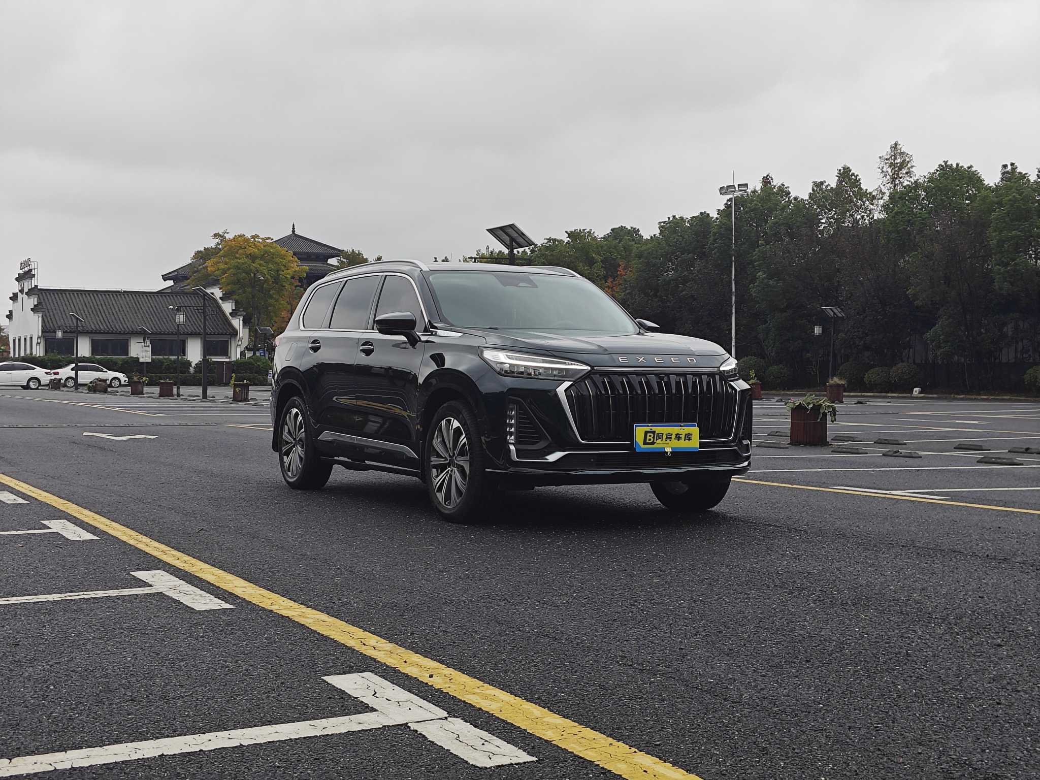 Exceed Lanyue C-DM 2023 #4 Exceed Lanyue C-DM 2023 car image #4