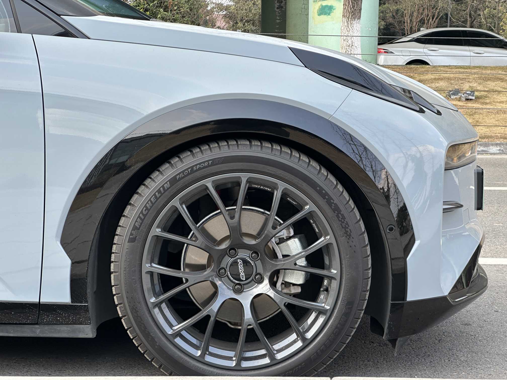 极氪 极氪X 2023 汽车图片 #4