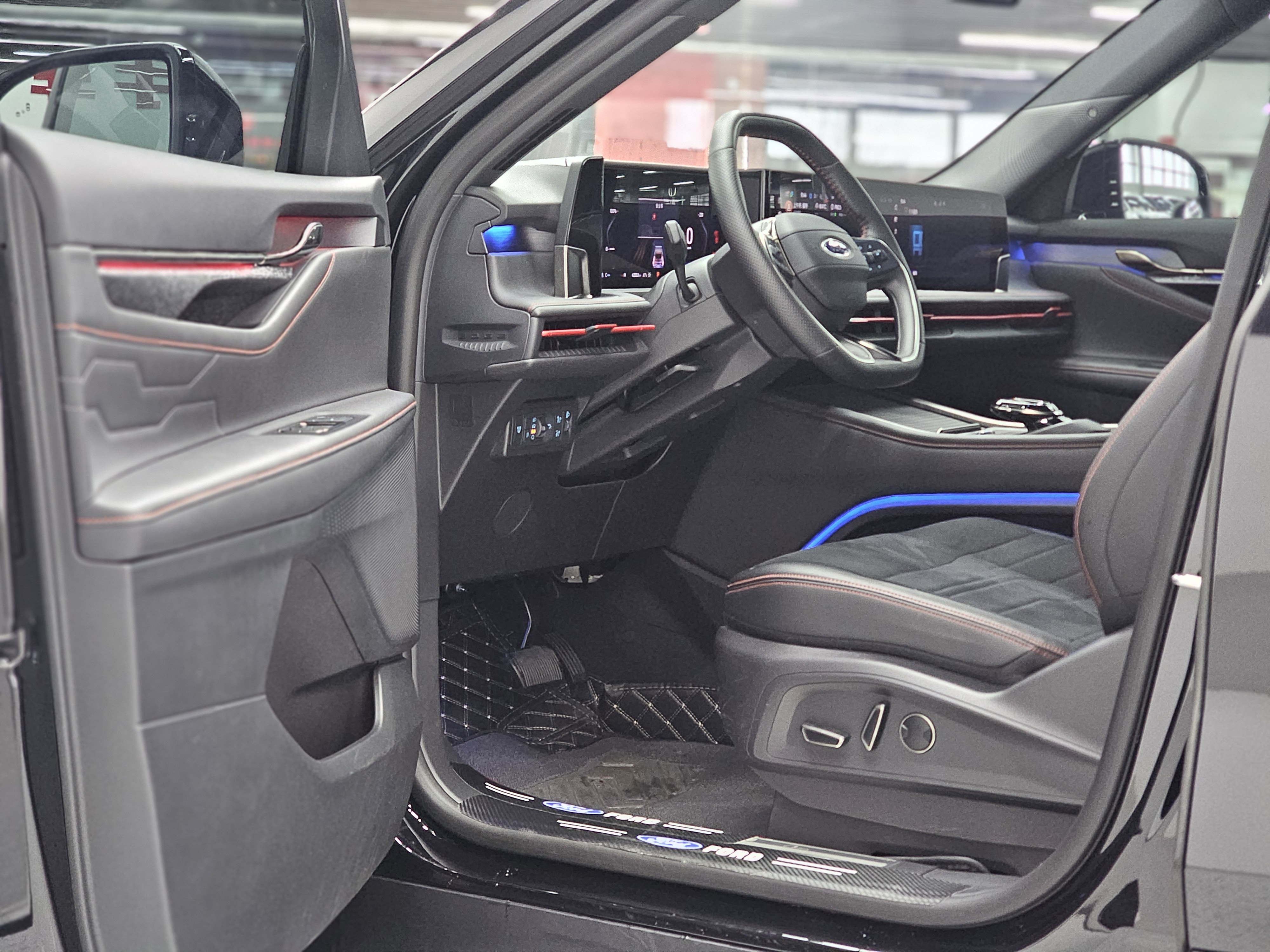 Ford Edge 2024 immagine di auto #4