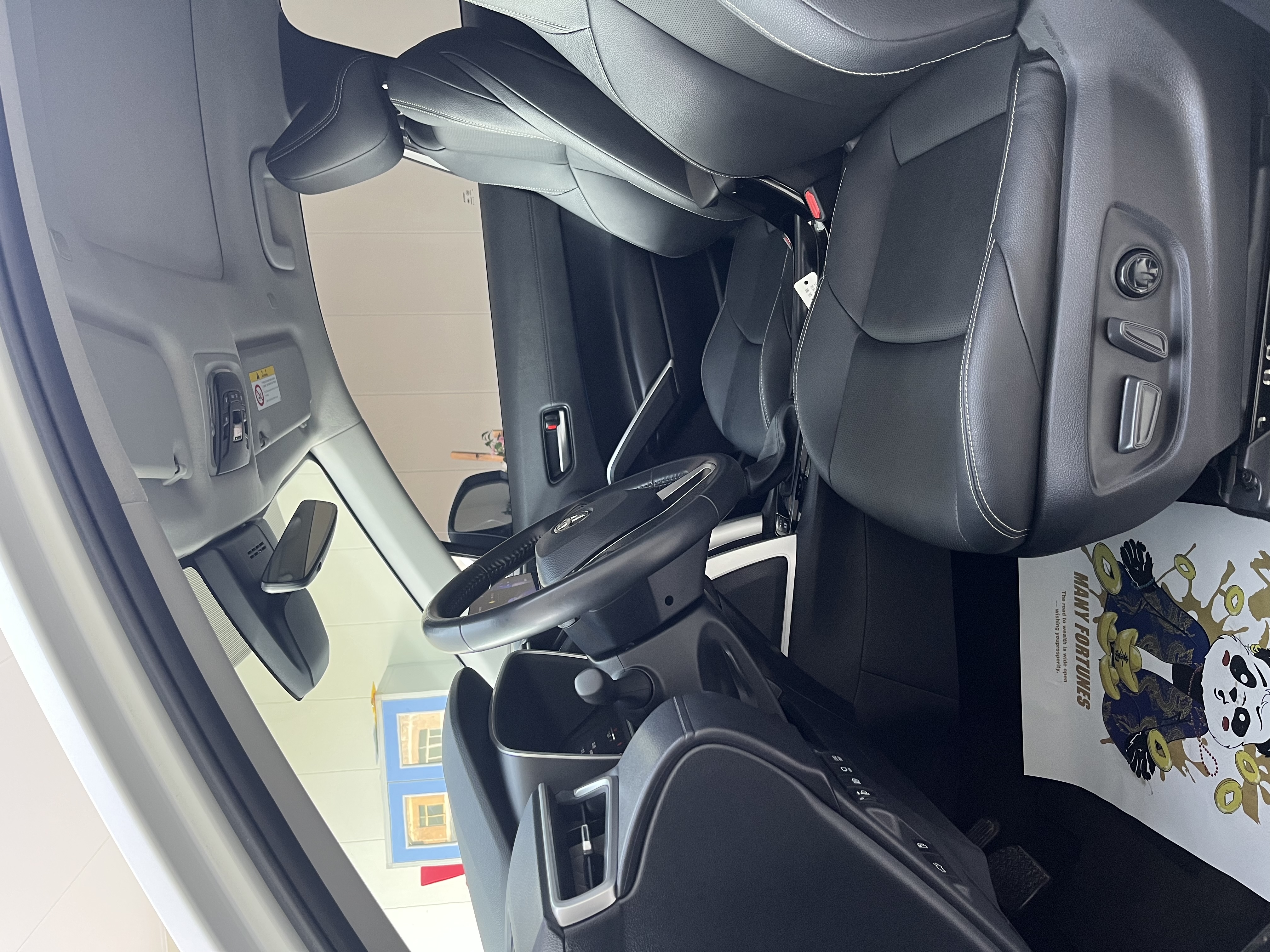 Toyota Frontlander 2023 car image #4