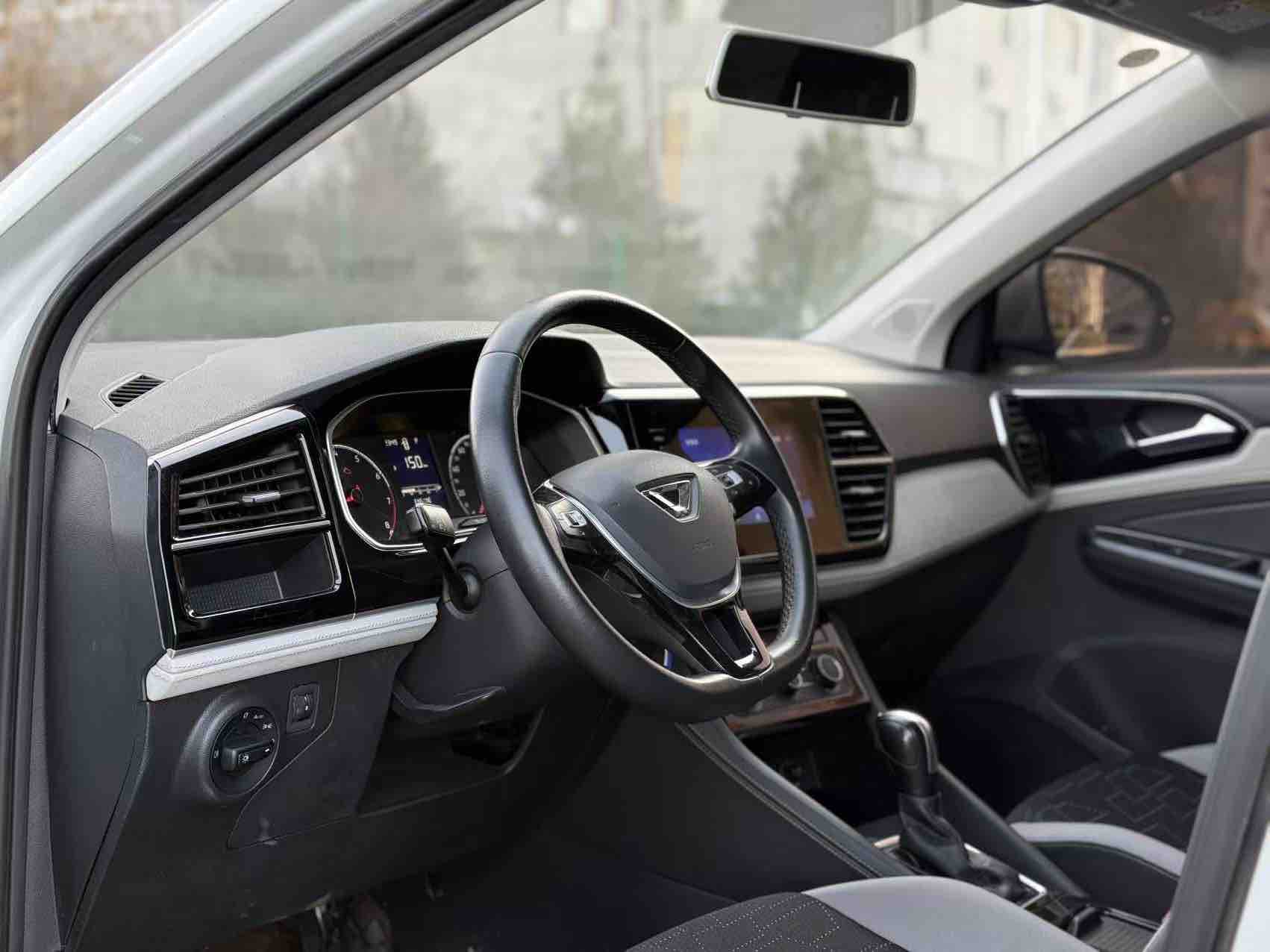 Jetta VS5 2023 car image #4