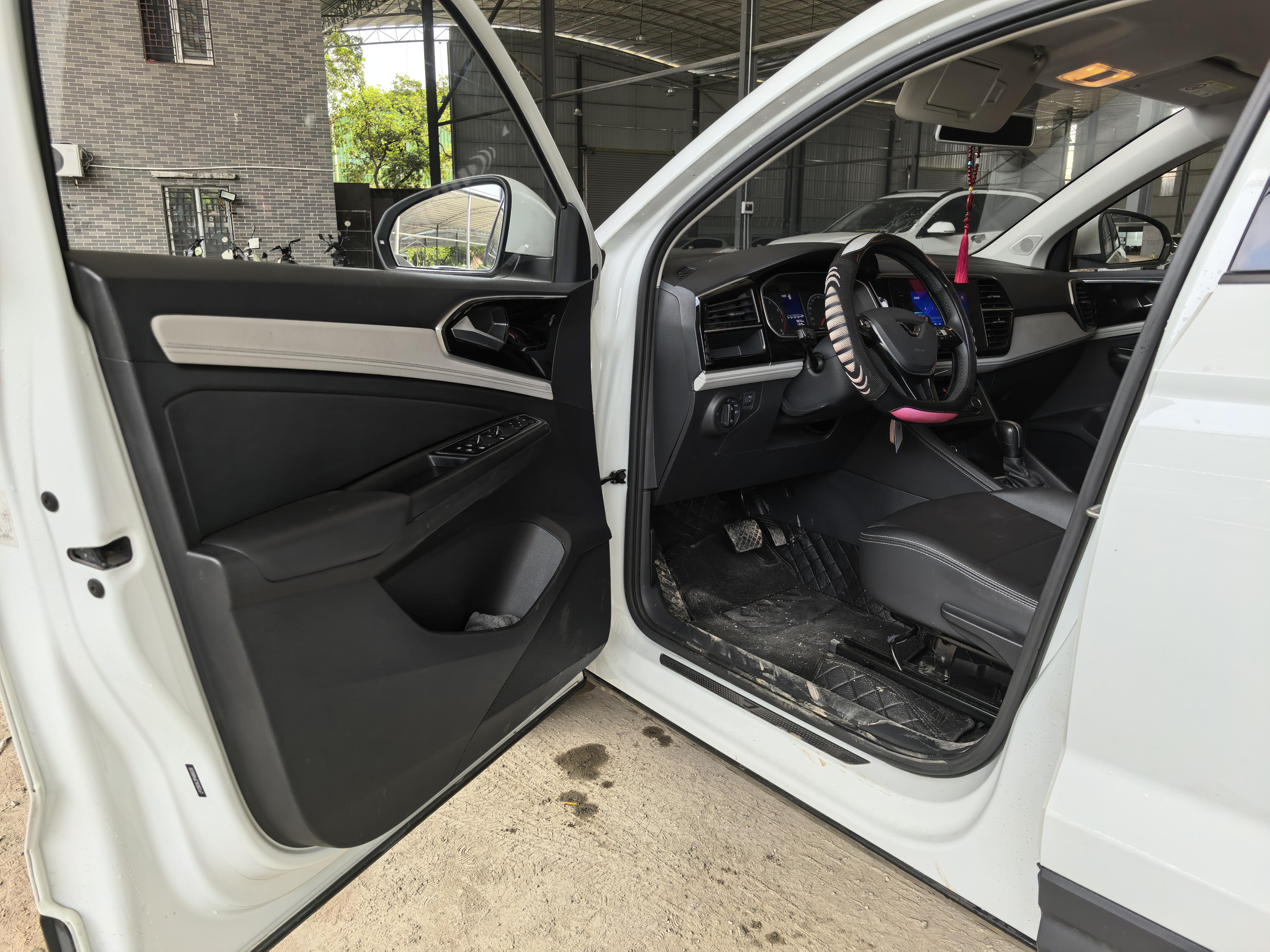 VS5 2023 immagine di auto #4