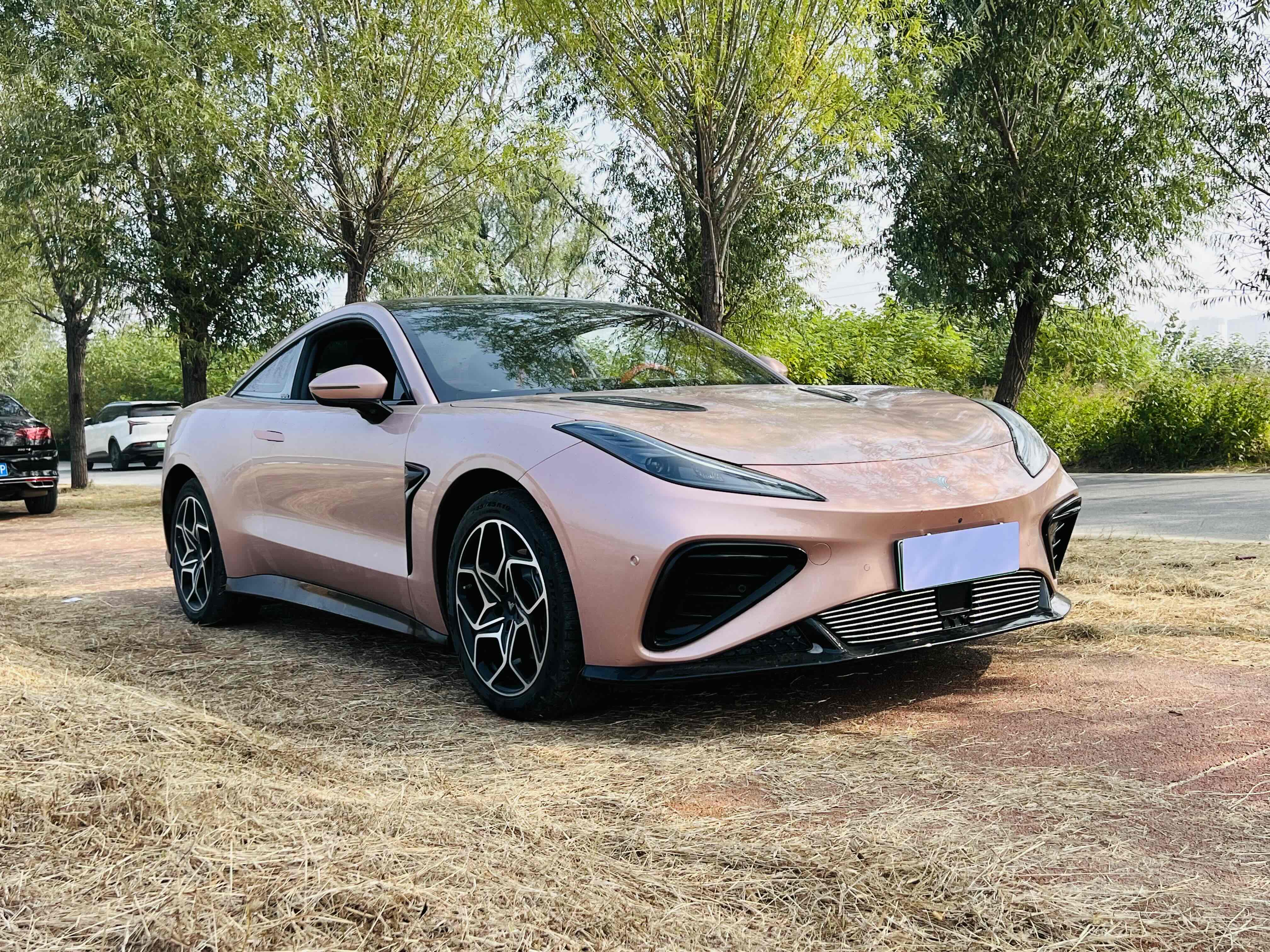 哪吒汽车 哪吒GT 2023 汽车图片 #4