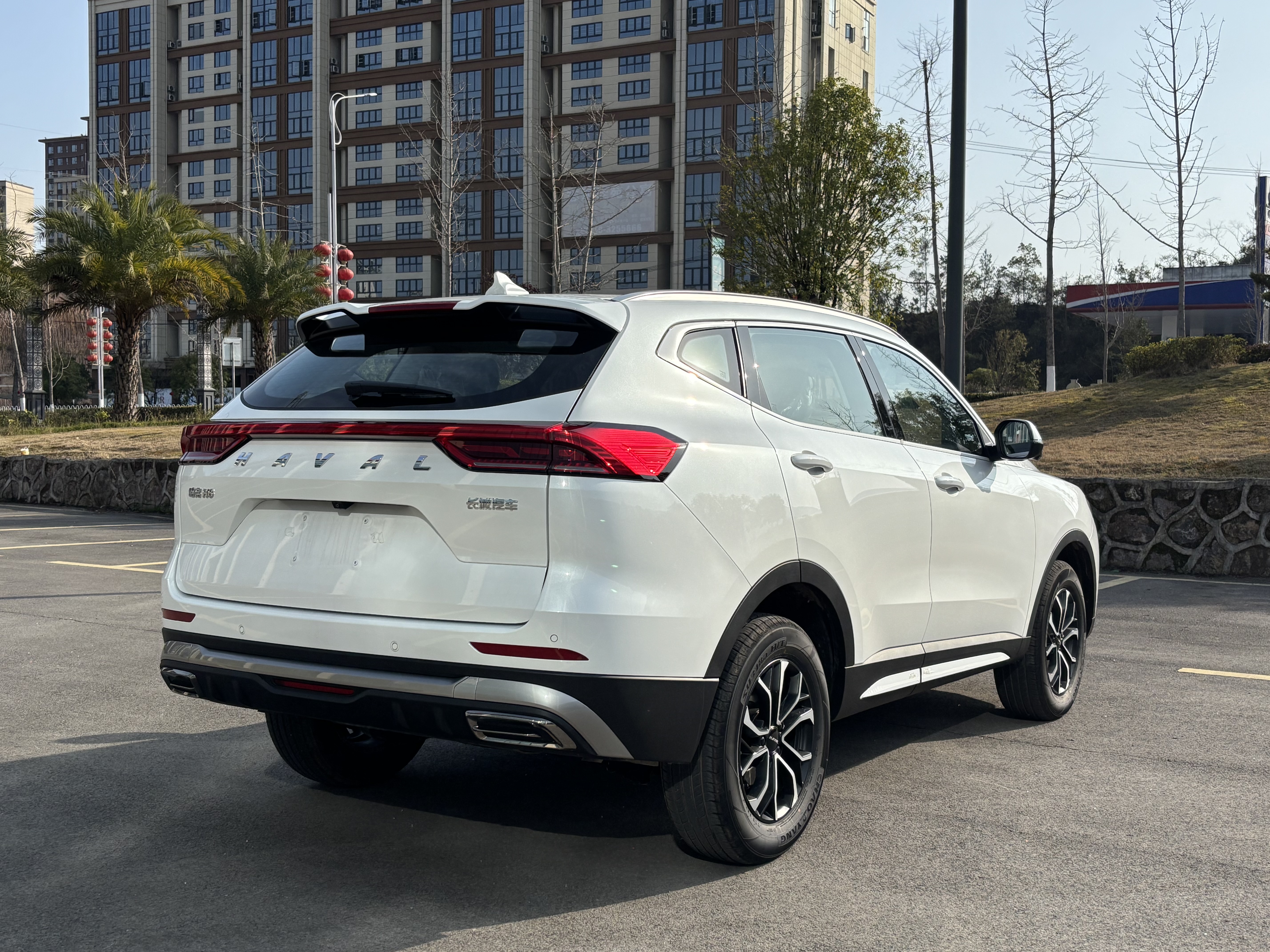 Haval H6 2025 #4 Haval H6 2025 car image #4