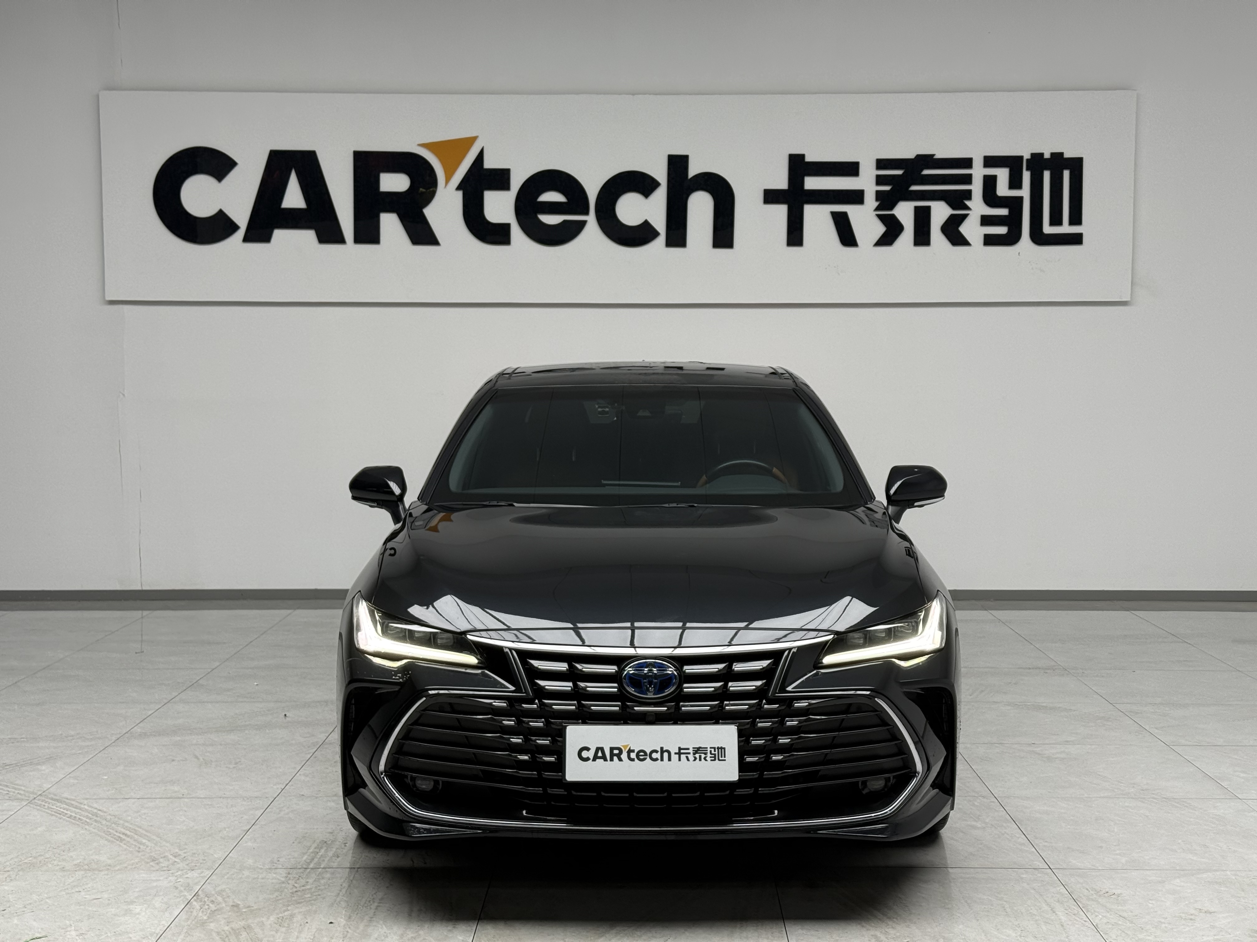 Toyota Avalon 2024 car image #4