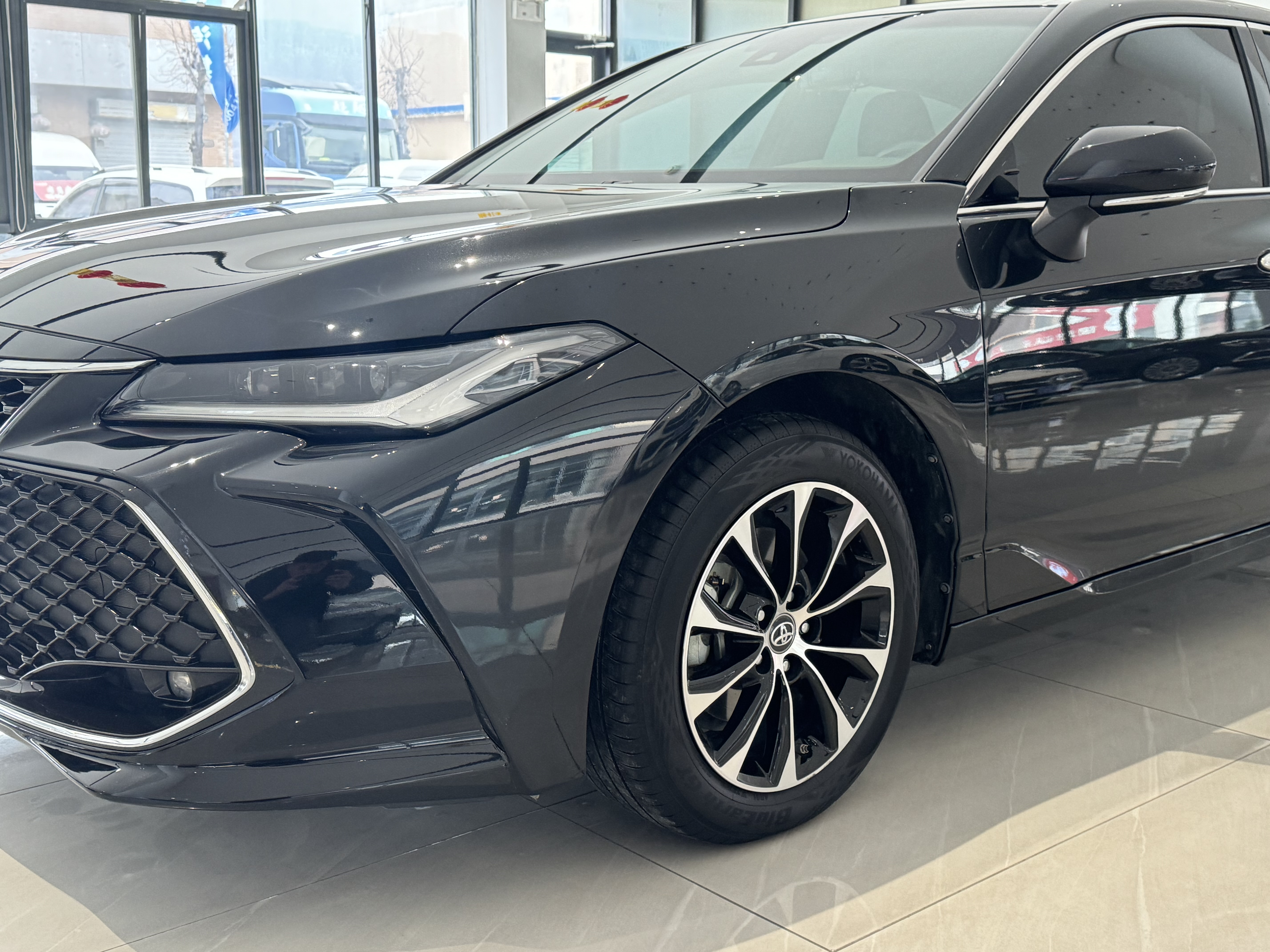 Toyota Avalon 2024 car image #4