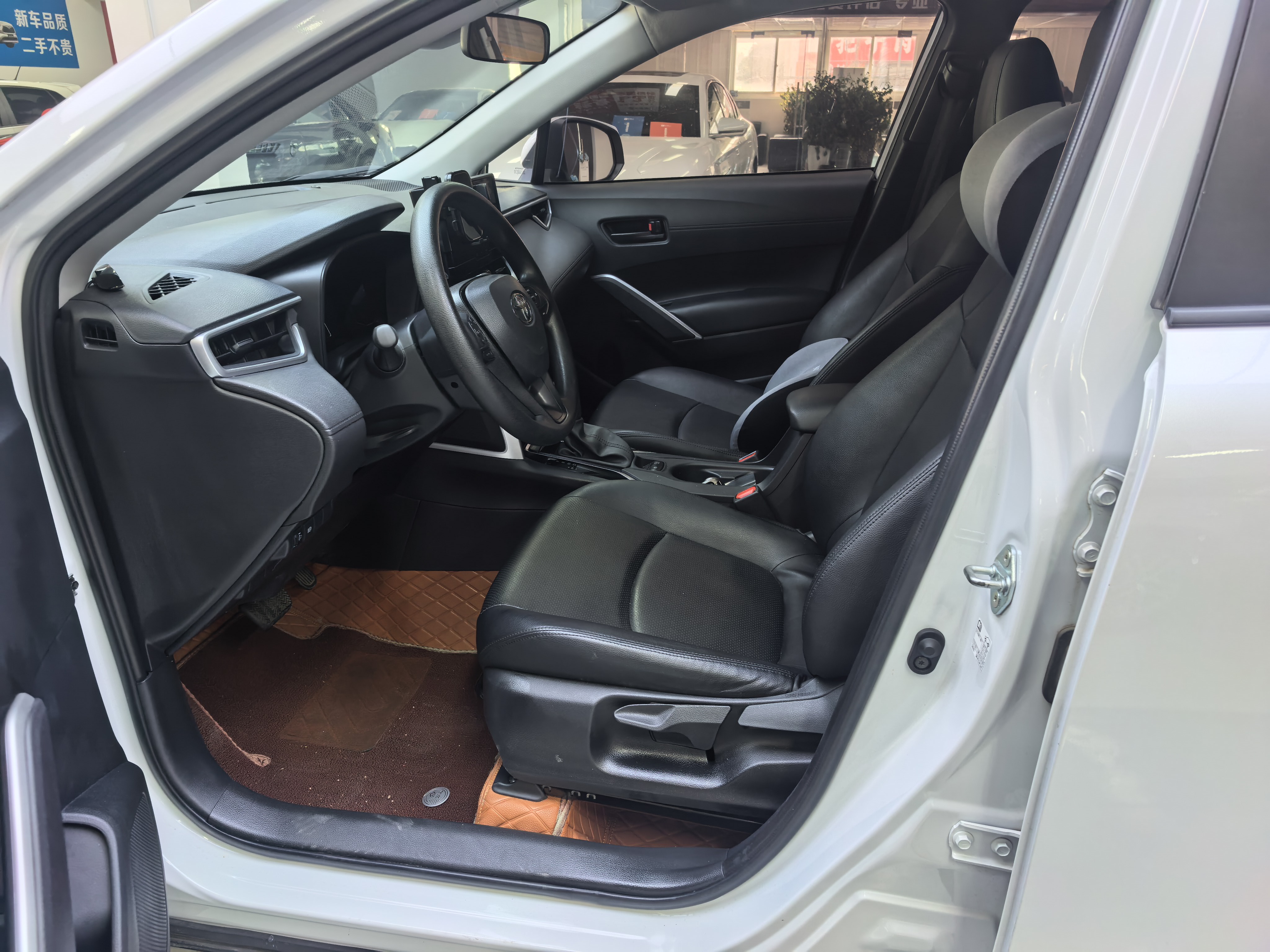 Corolla Cross 2024 car image #4