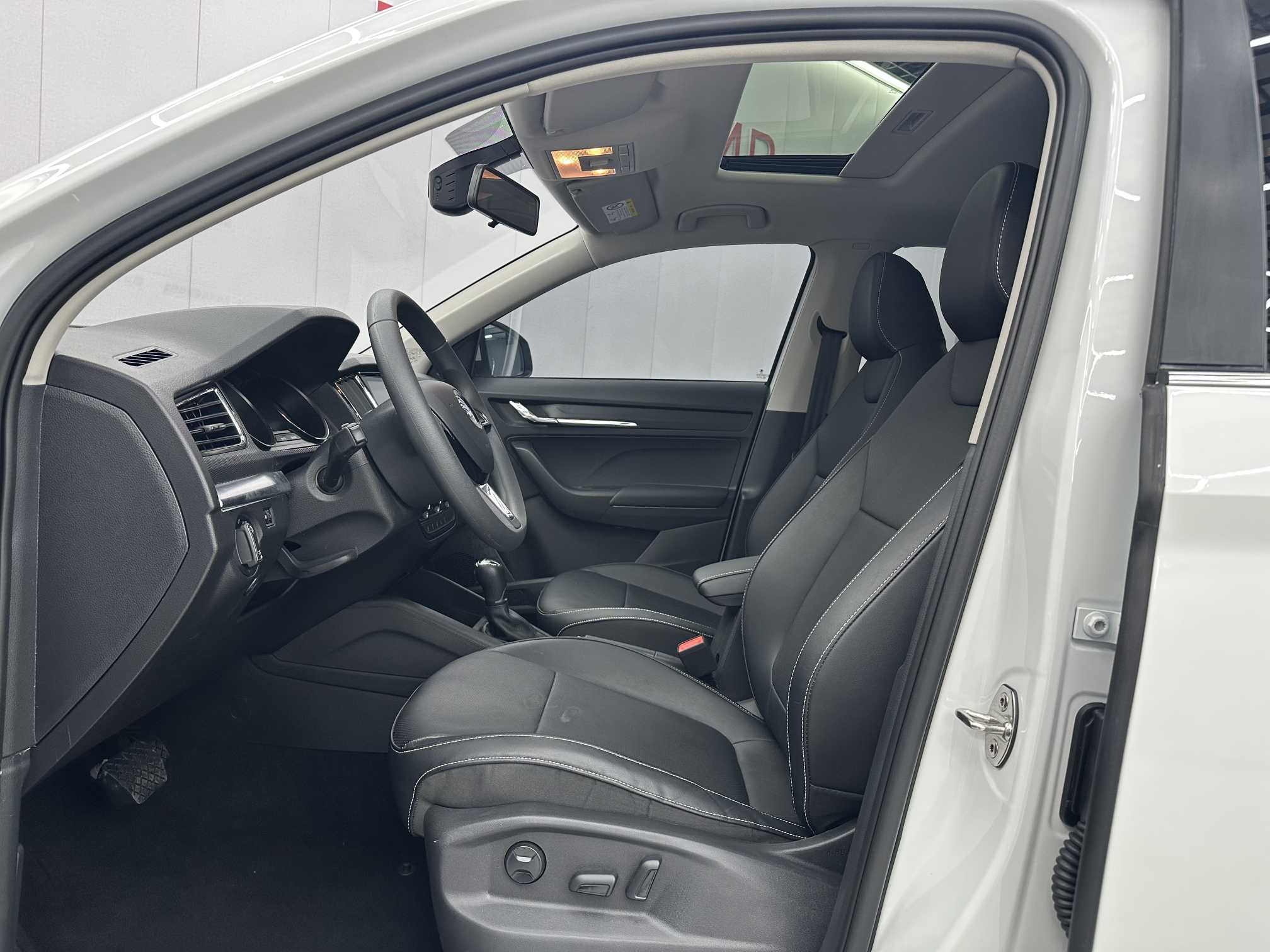 Skoda Kamiq 2023 #4 Skoda Kamiq 2023 image de voiture #4